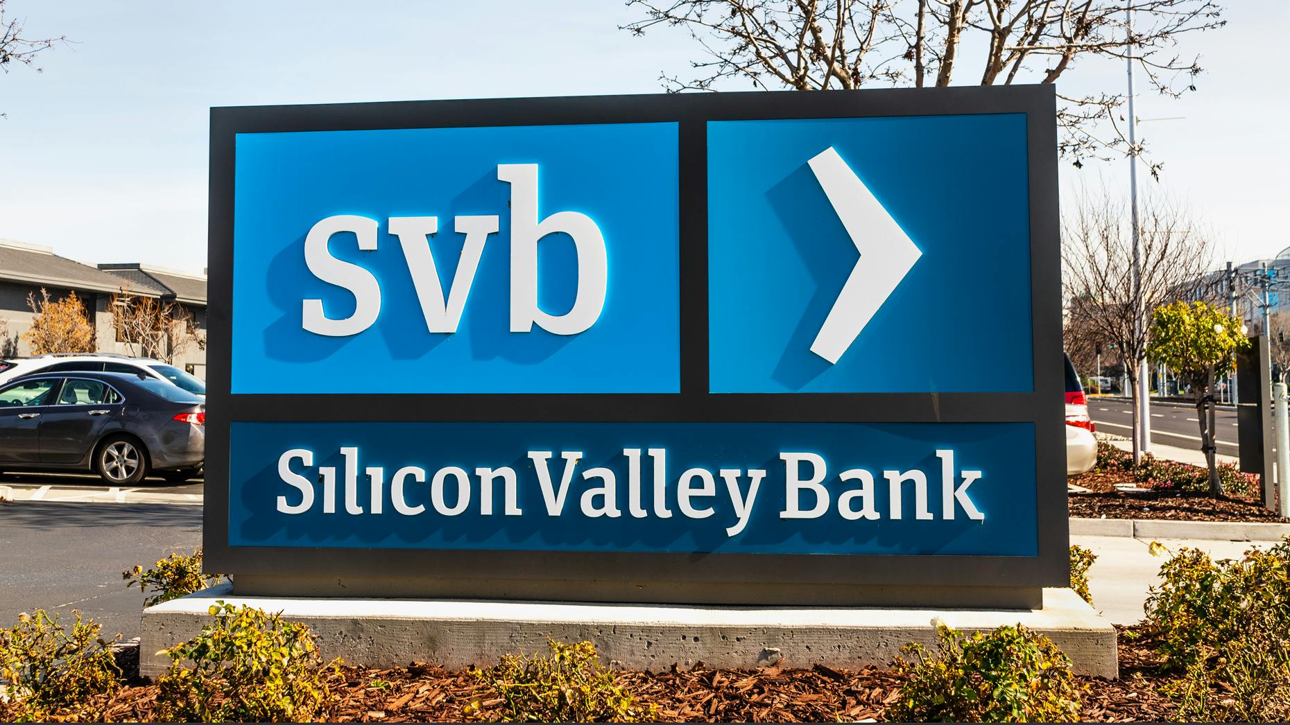 Silicon Valley Bank Told Some Customers Money Transfers Are ‘Backed Up’