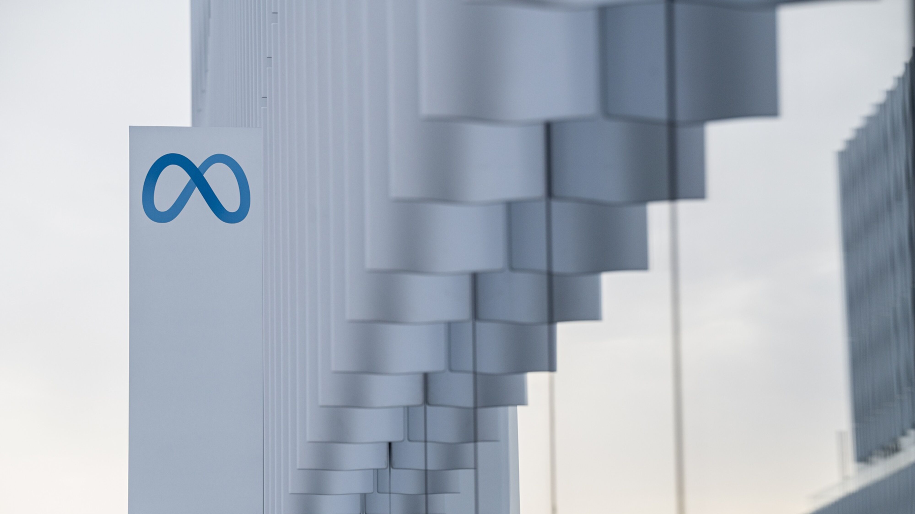 Signage outside of the Meta Store in Burlingame, Calif. Photo by Bloomberg.