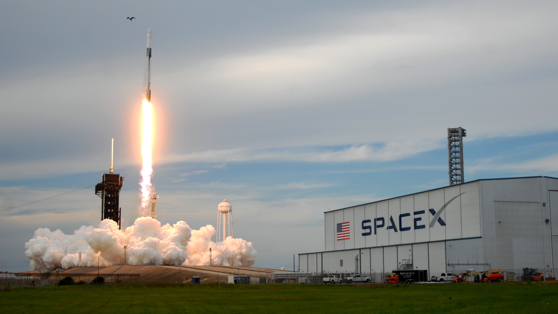 SpaceX Forecasts Doubling of Revenue to 8 Billion — The Information