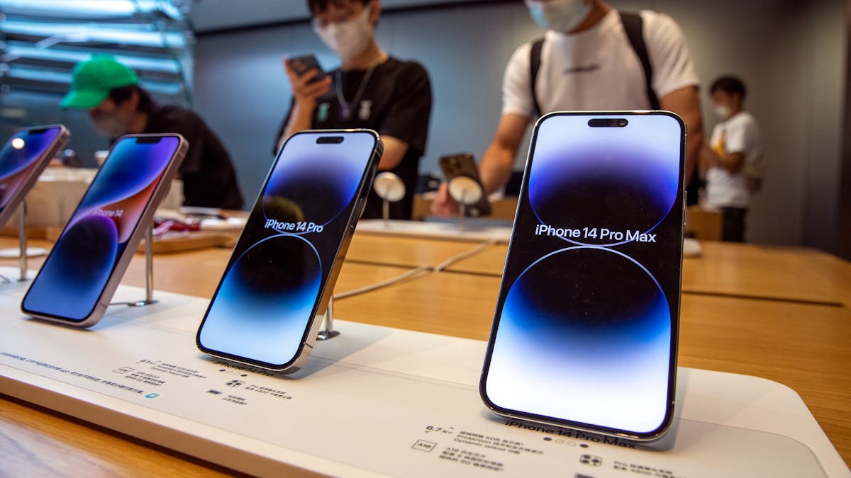 iPhone 15 pro max witnesses high demand in India despite production  challenges