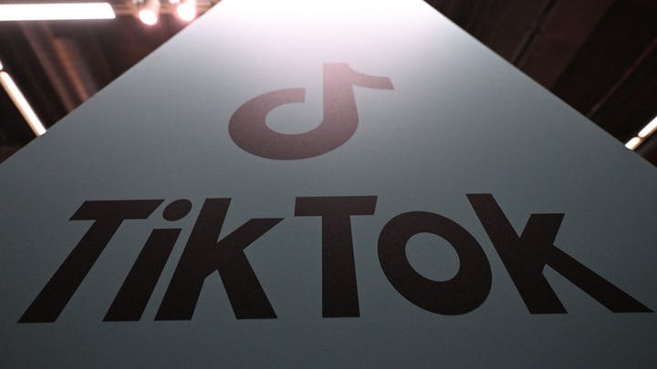 TikTok Offers to Train Sports Advertisers