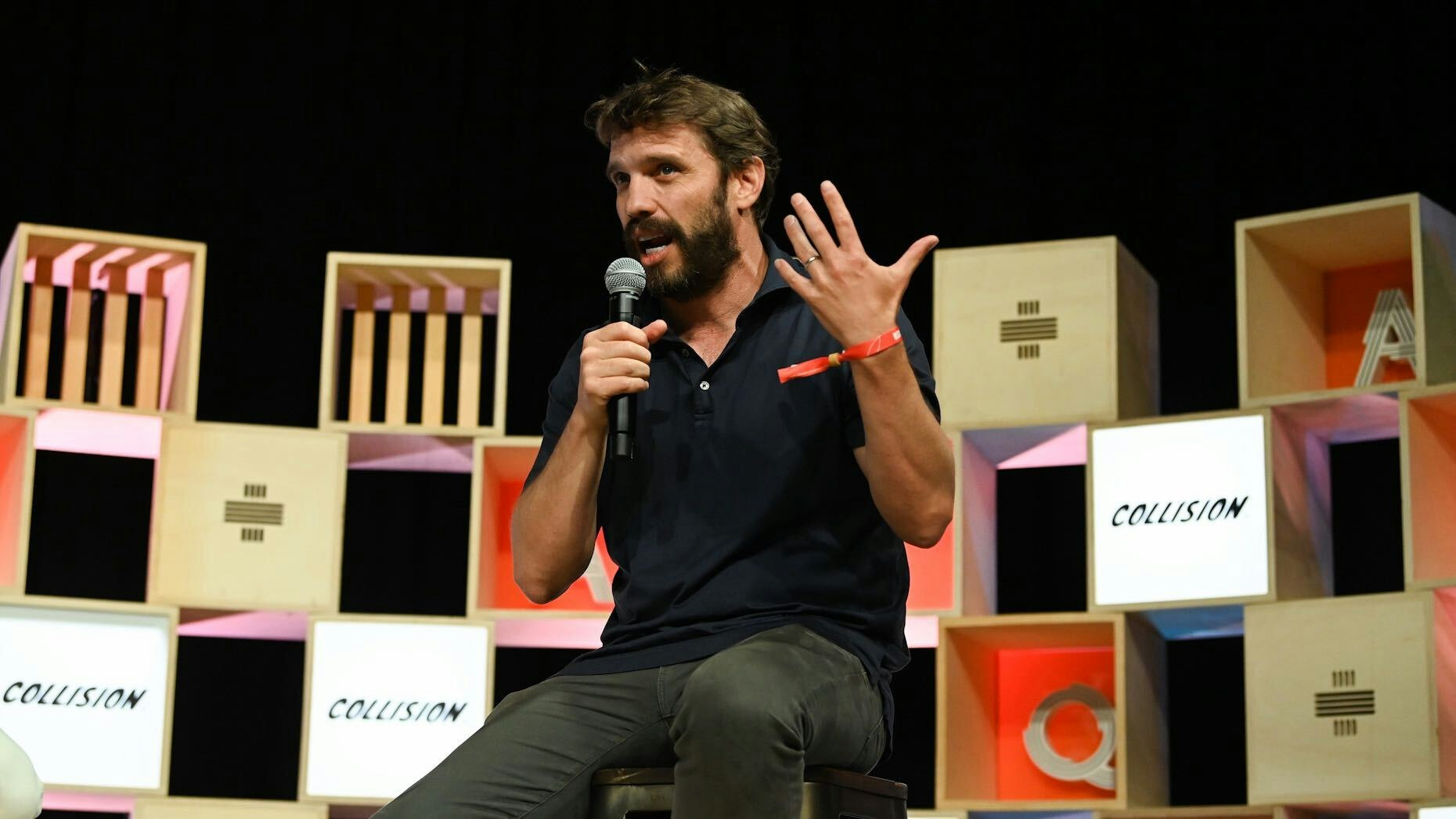 Flexport Buys Shuttered Trucking Startup Convoy's Technology - The Information