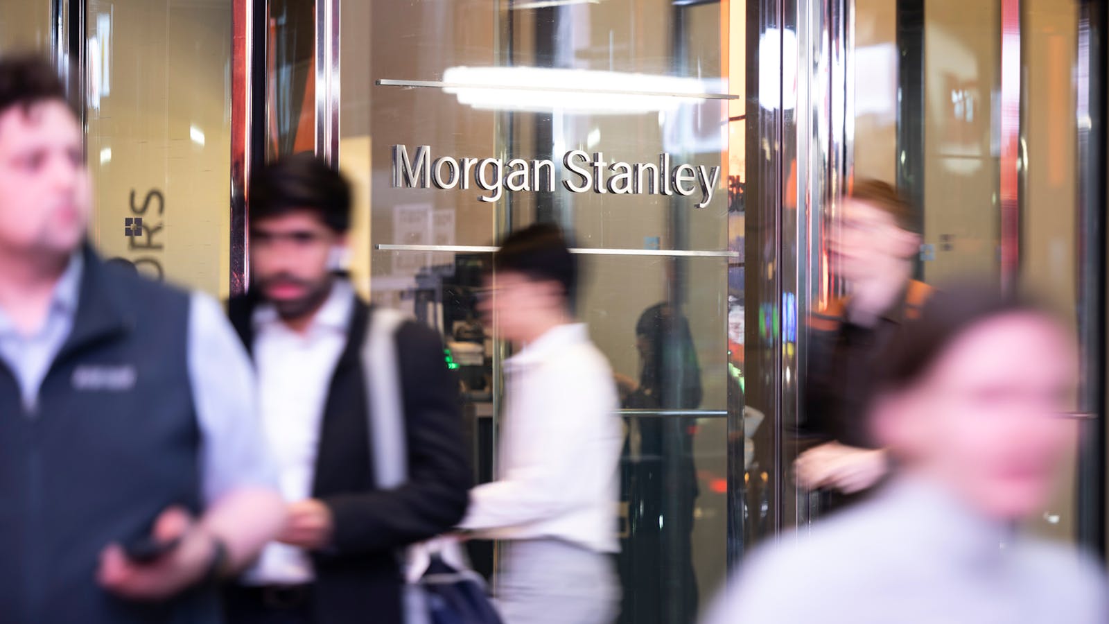 Morgan Stanley tops profit estimates on better-than-expected trading results