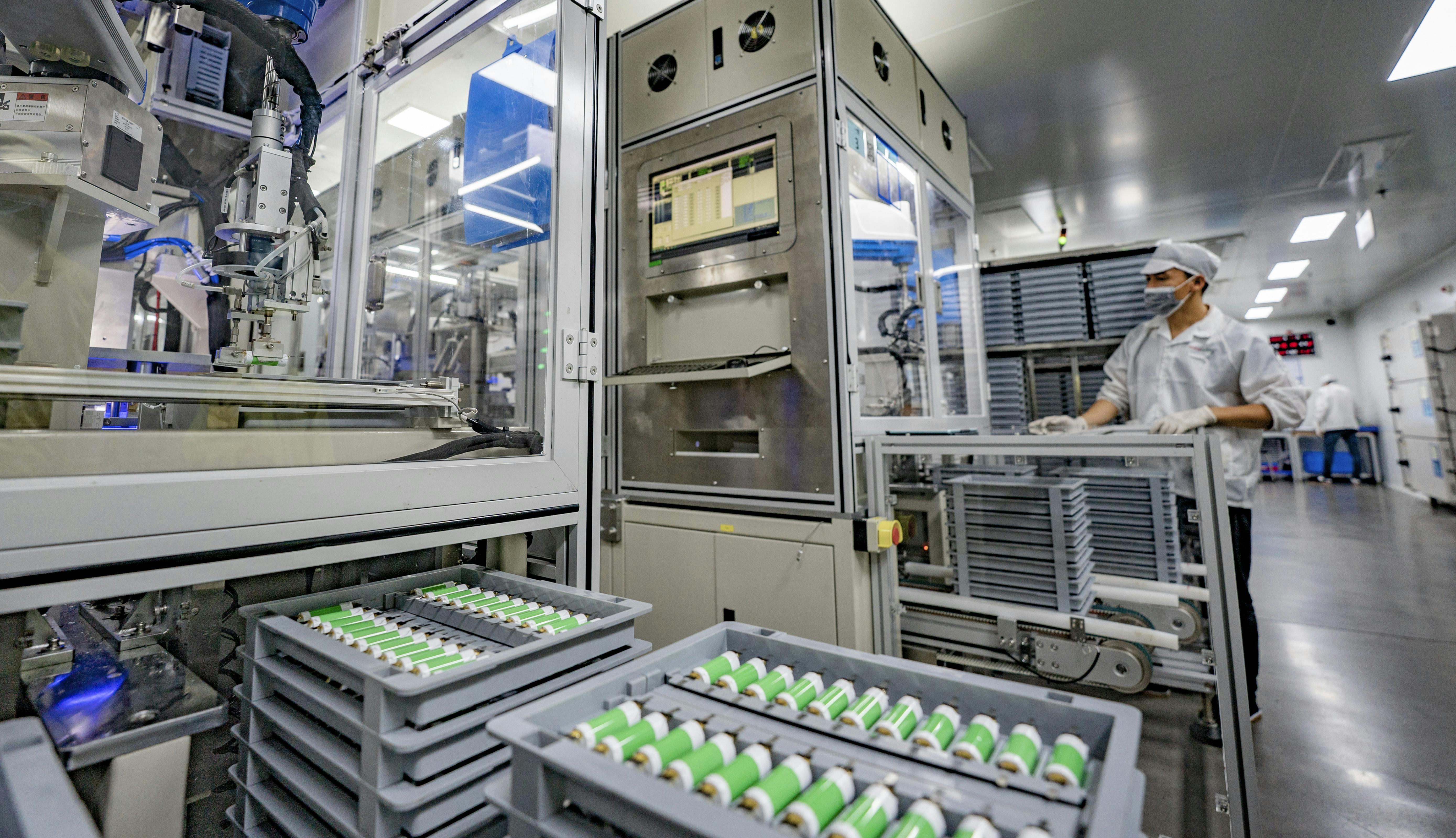 The Electric: Plunging Lithium Prices Could Herald Cheaper EVs