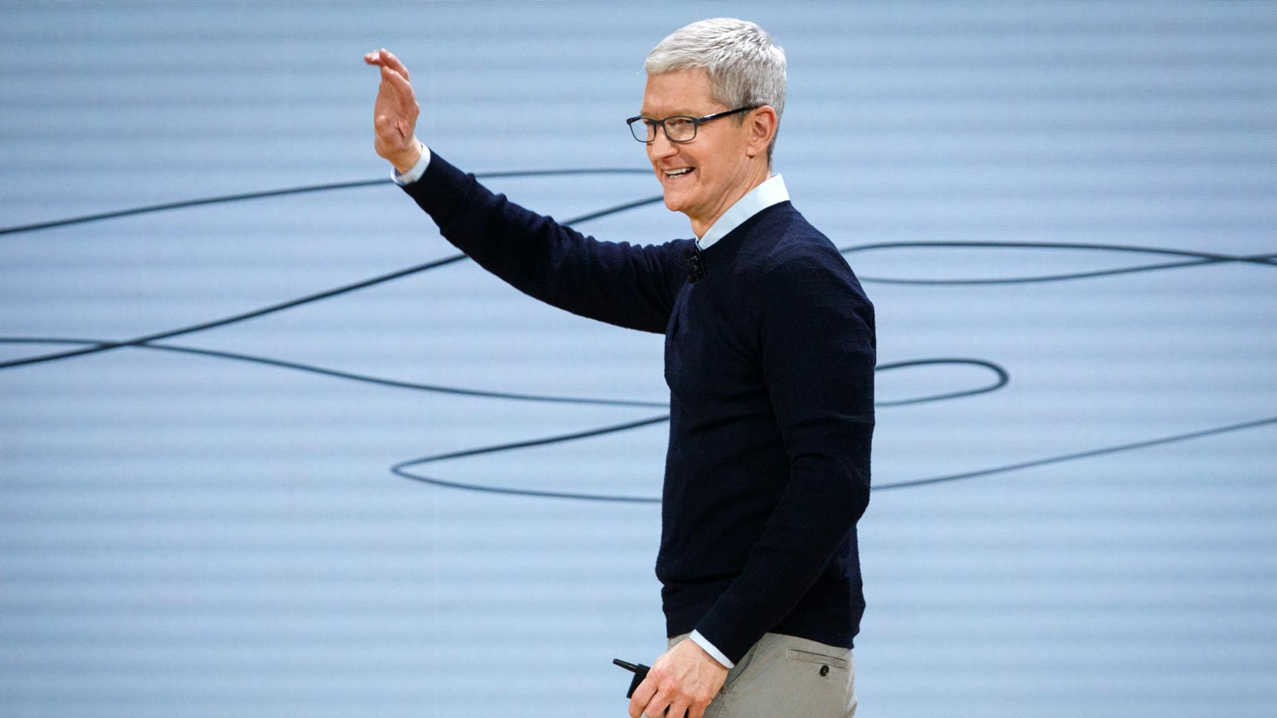 Apple Settles Shareholder Suit on Cook Comments