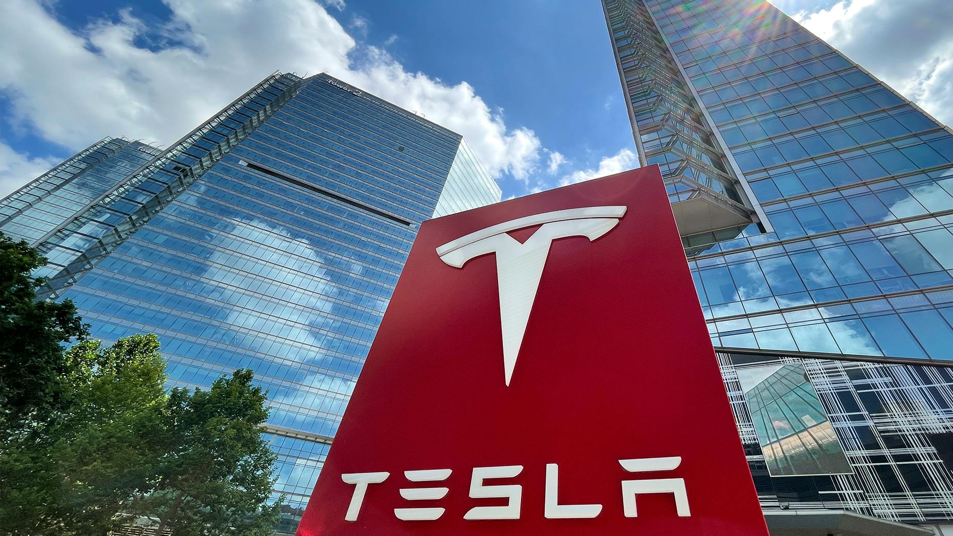 The Electric: A New Database of 90 Tesla Veterans Running Other Companies