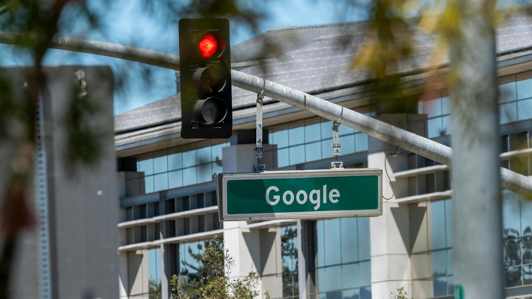 The Contradictions in the DOJ’s Google Breakup Idea