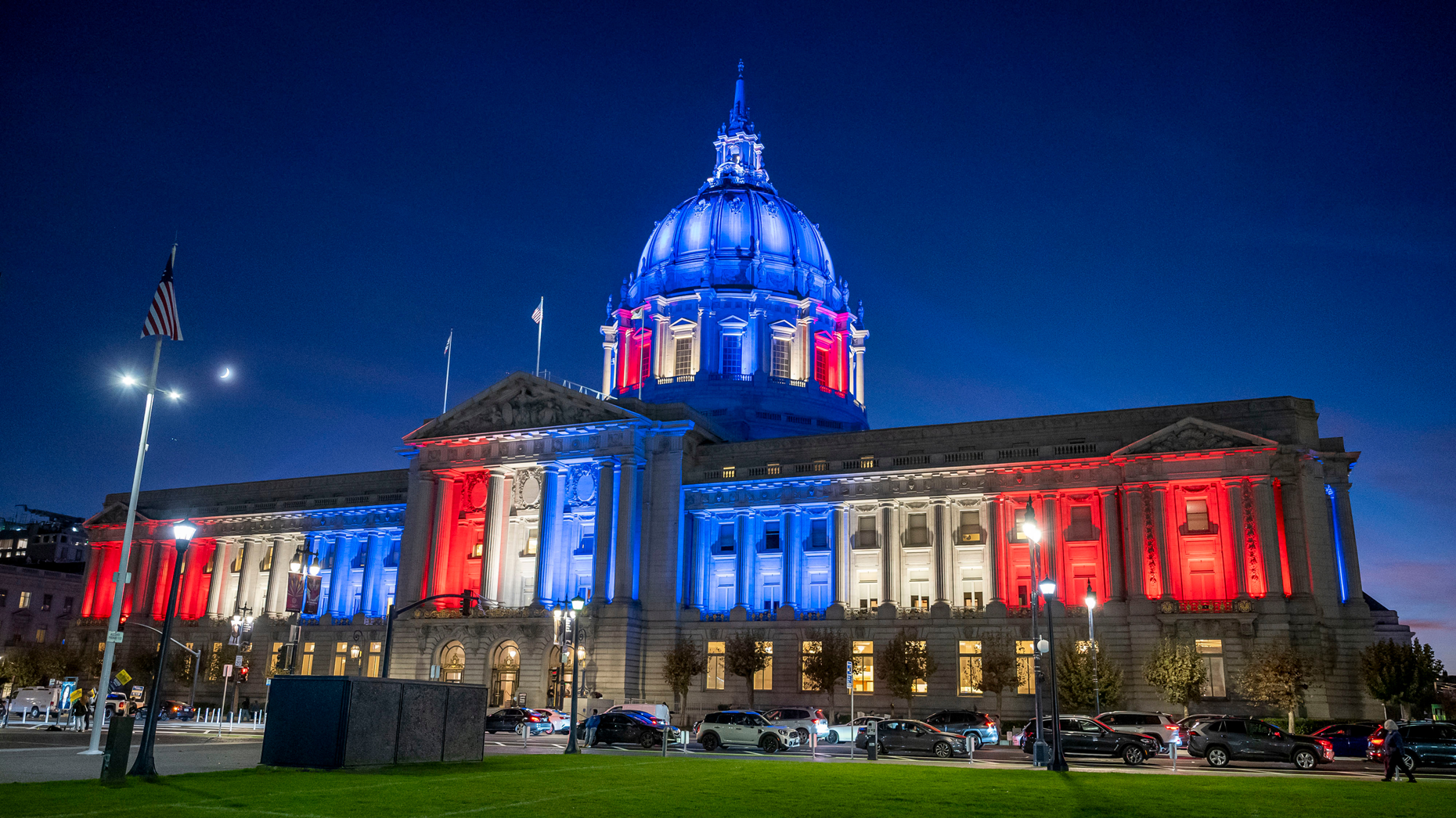 San Francisco City Hall on Election Day. Photo via Getty.