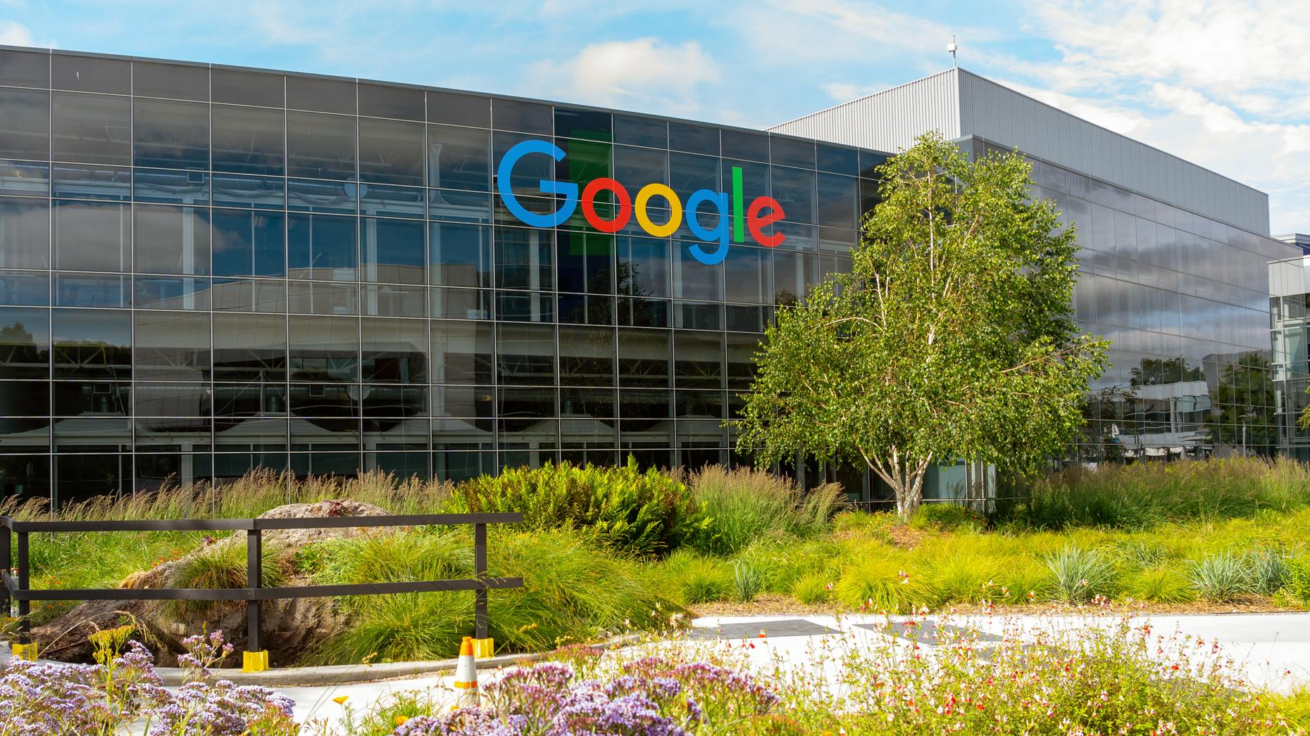 Google Hosts Website Creators as Search Complaints Grow