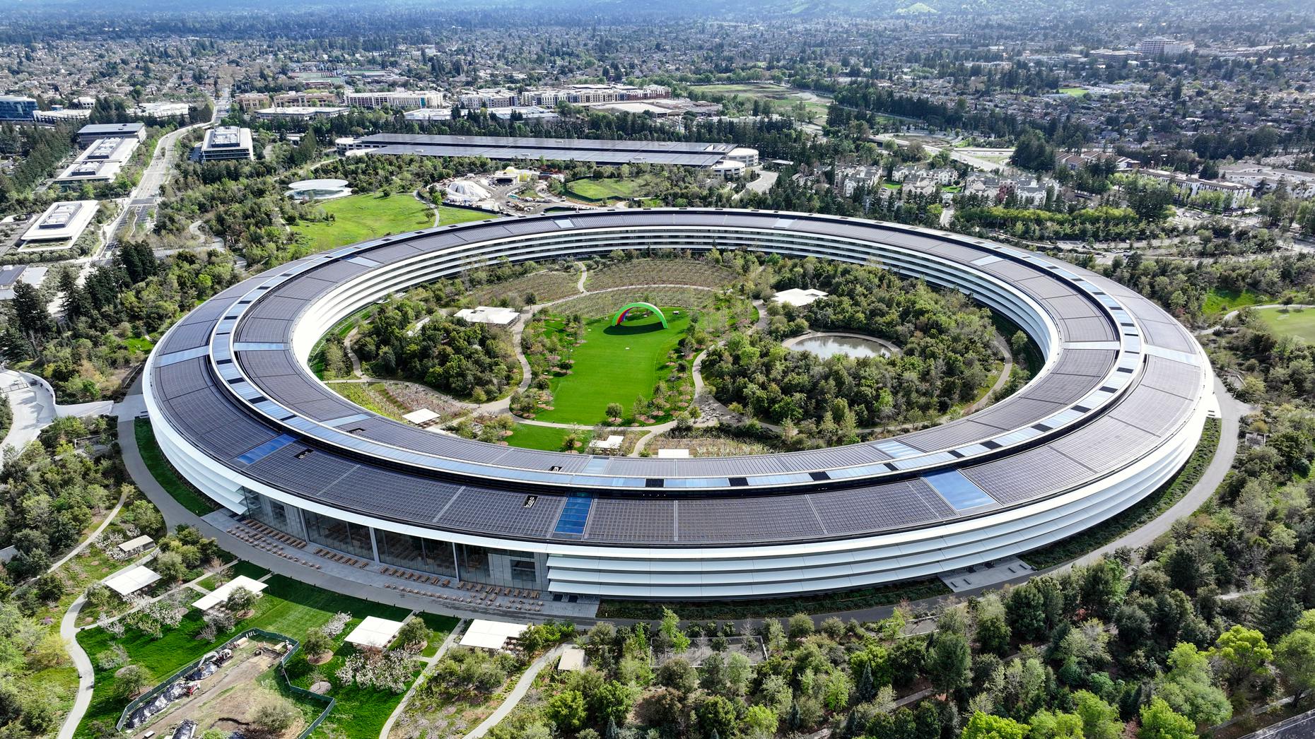 How Apple Turned Regular Business Spending Into a $500 Billion ‘Expansion’