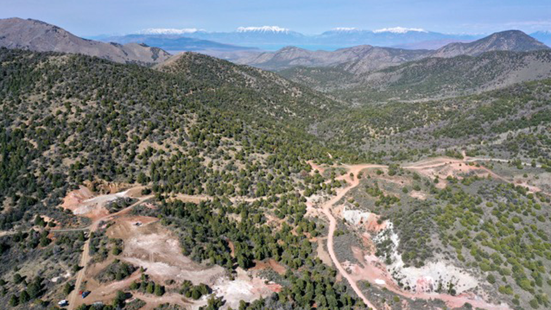 Ionic Minerals will use halloysite mined in these hills in Utah to make silicon anodes. Photo: Courtesy Ionic. 