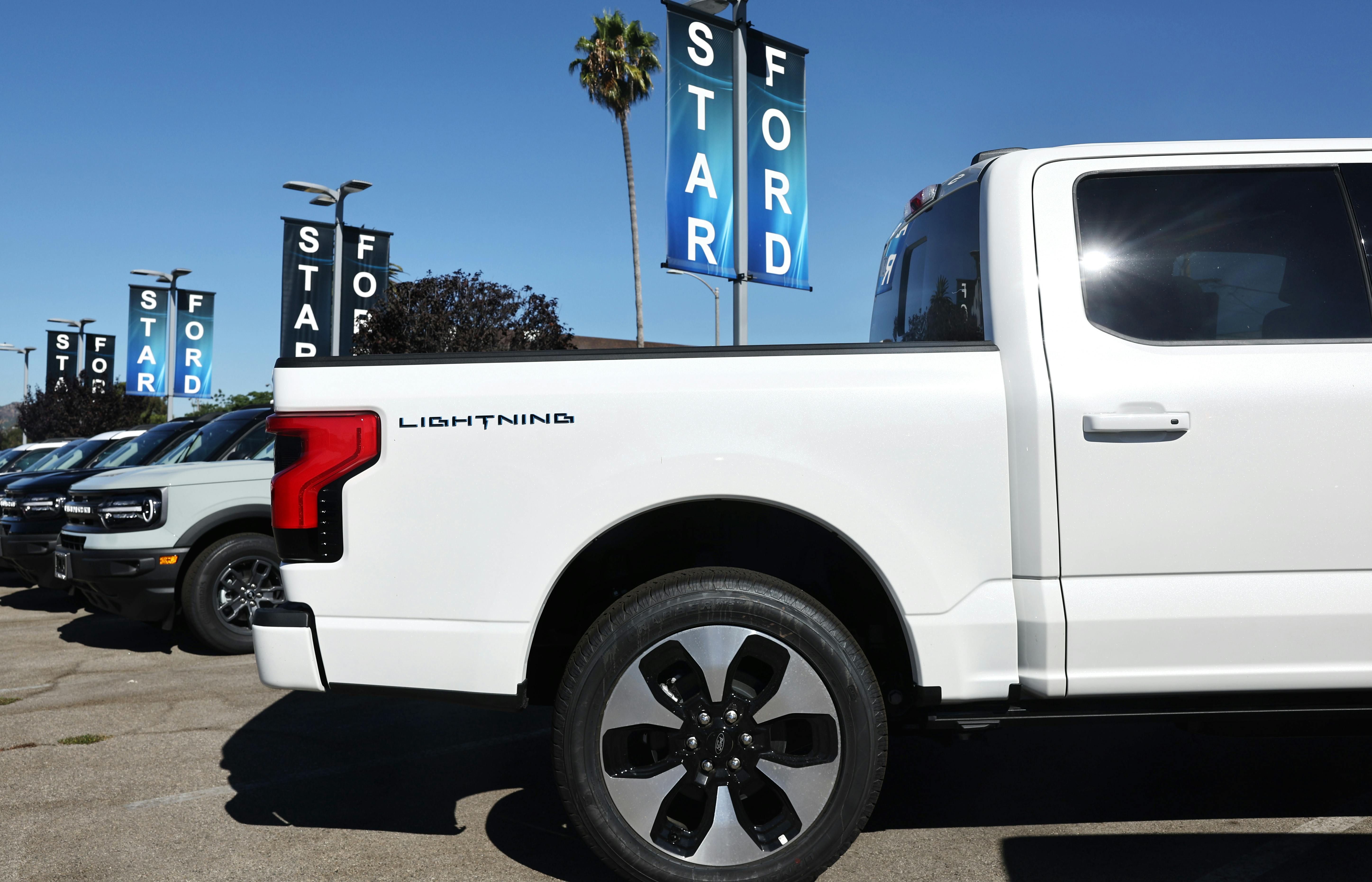 The Electric: With a Big Battery Claim, Ford Tries to Compete With the Chinese