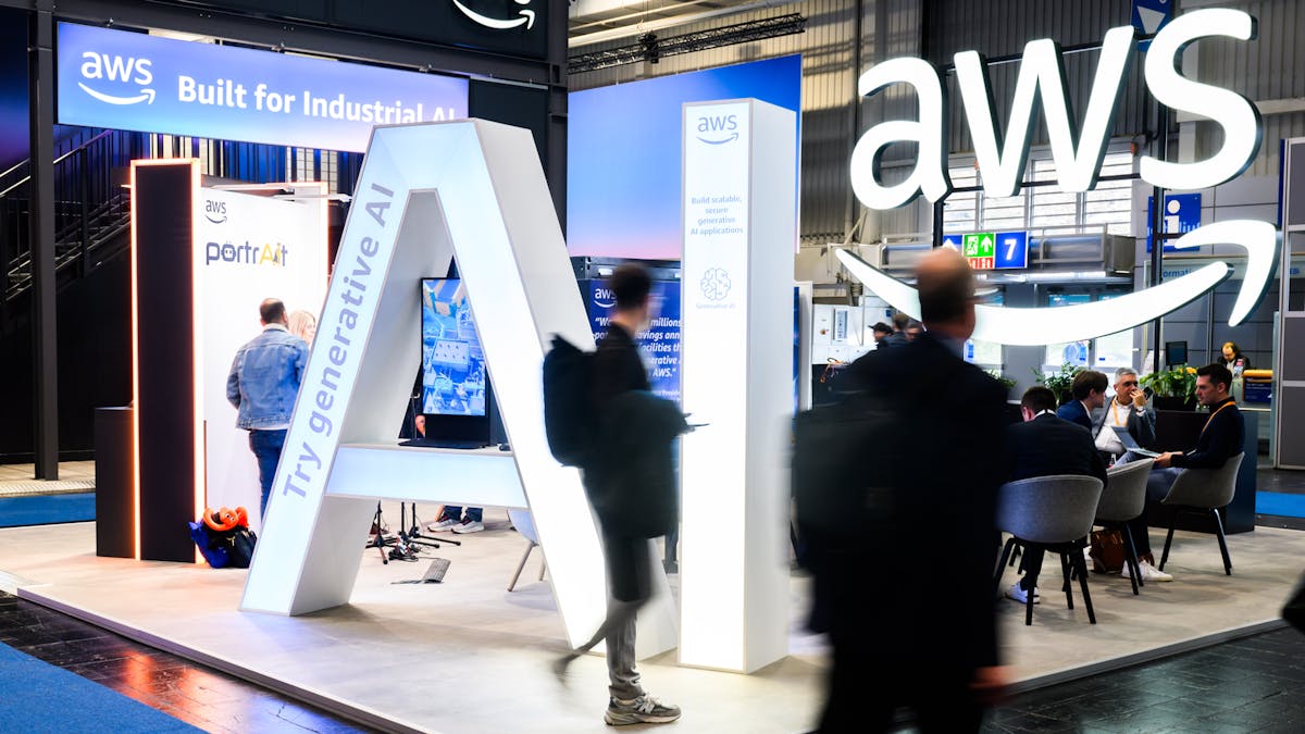 Amazon Reports Development of AI Coding Service to Compete with Industry Leaders