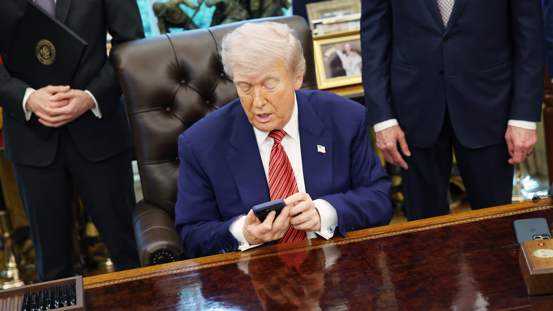 Trump’s Tariff Threat Shouldn’t Panic Apple Investors