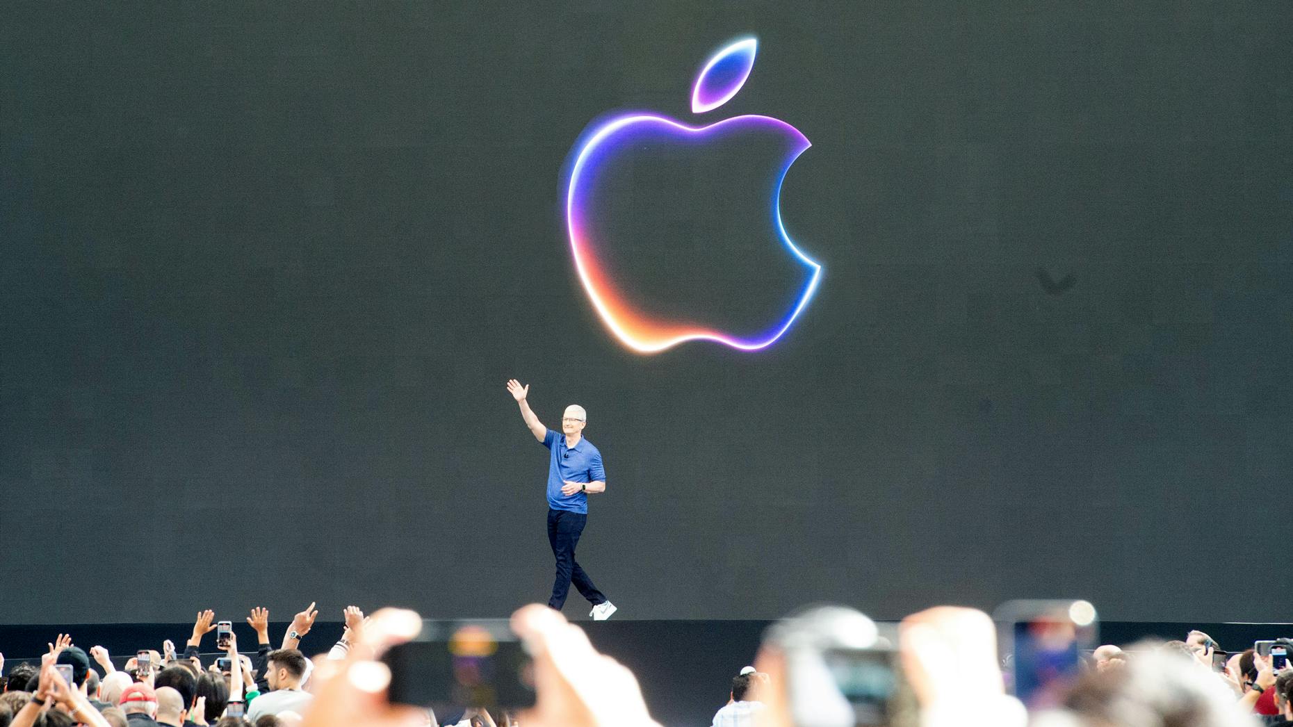 Apple’s Needless App Store Fight