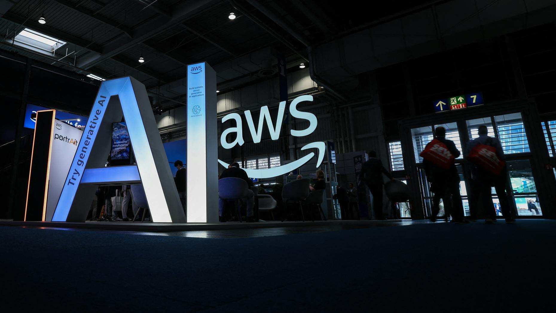 AWS to Revamp Key AI Cloud Service to Close Gap with Google
