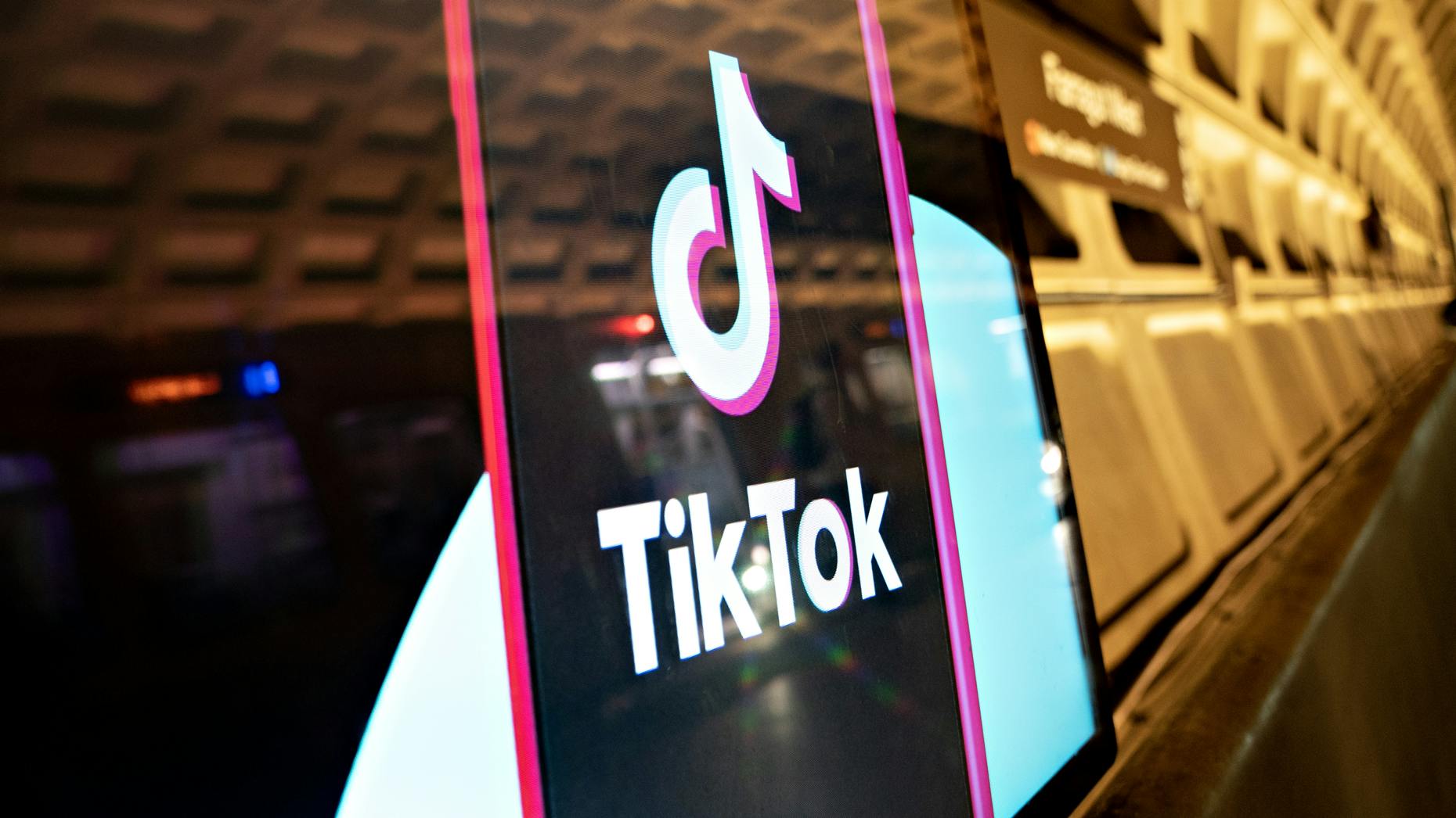 Who Will Run a U.S. TikTok?