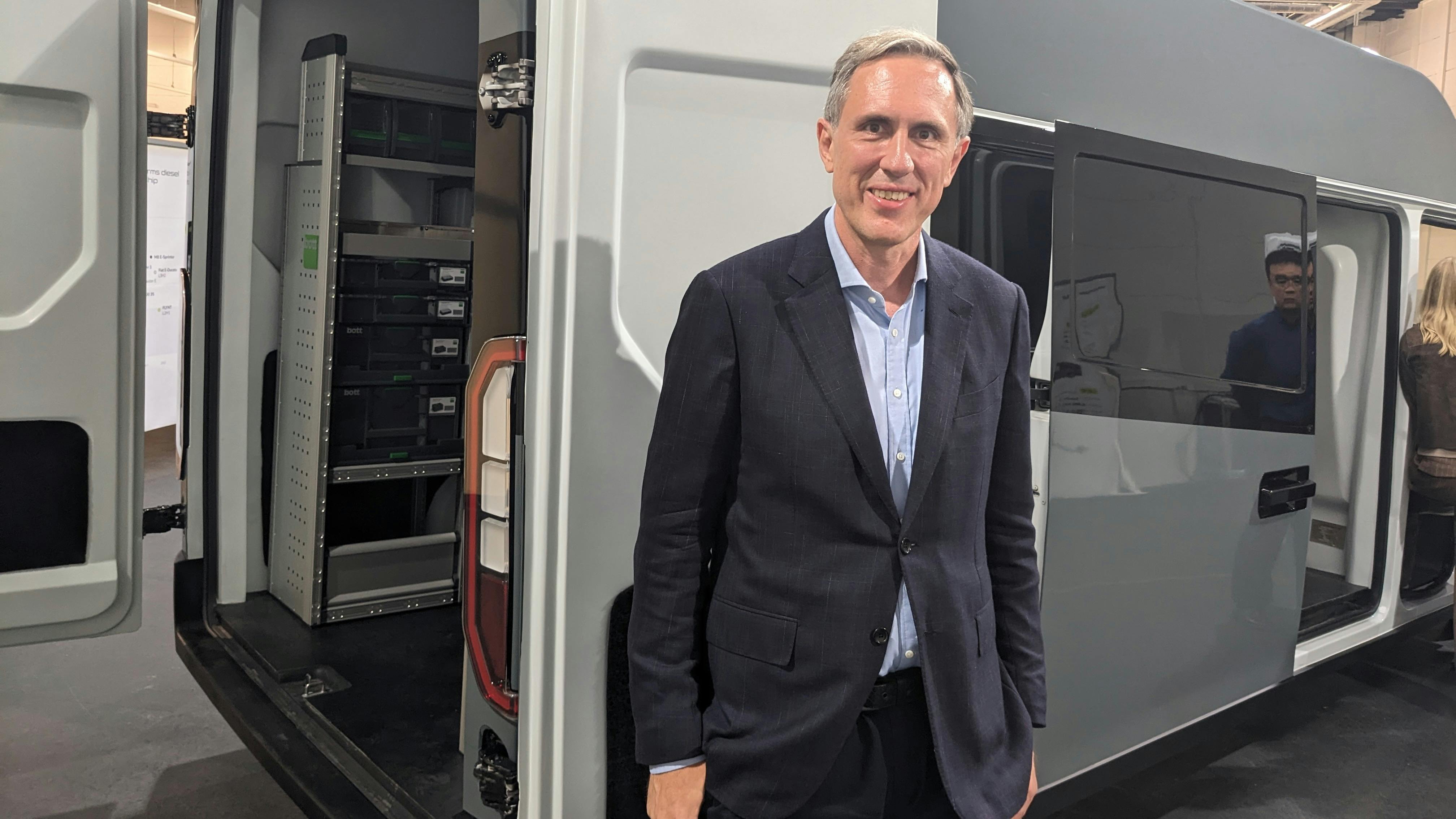 The Electric: An EV Developer Urges Rivals to Capitalize on China's Cheap Batteries