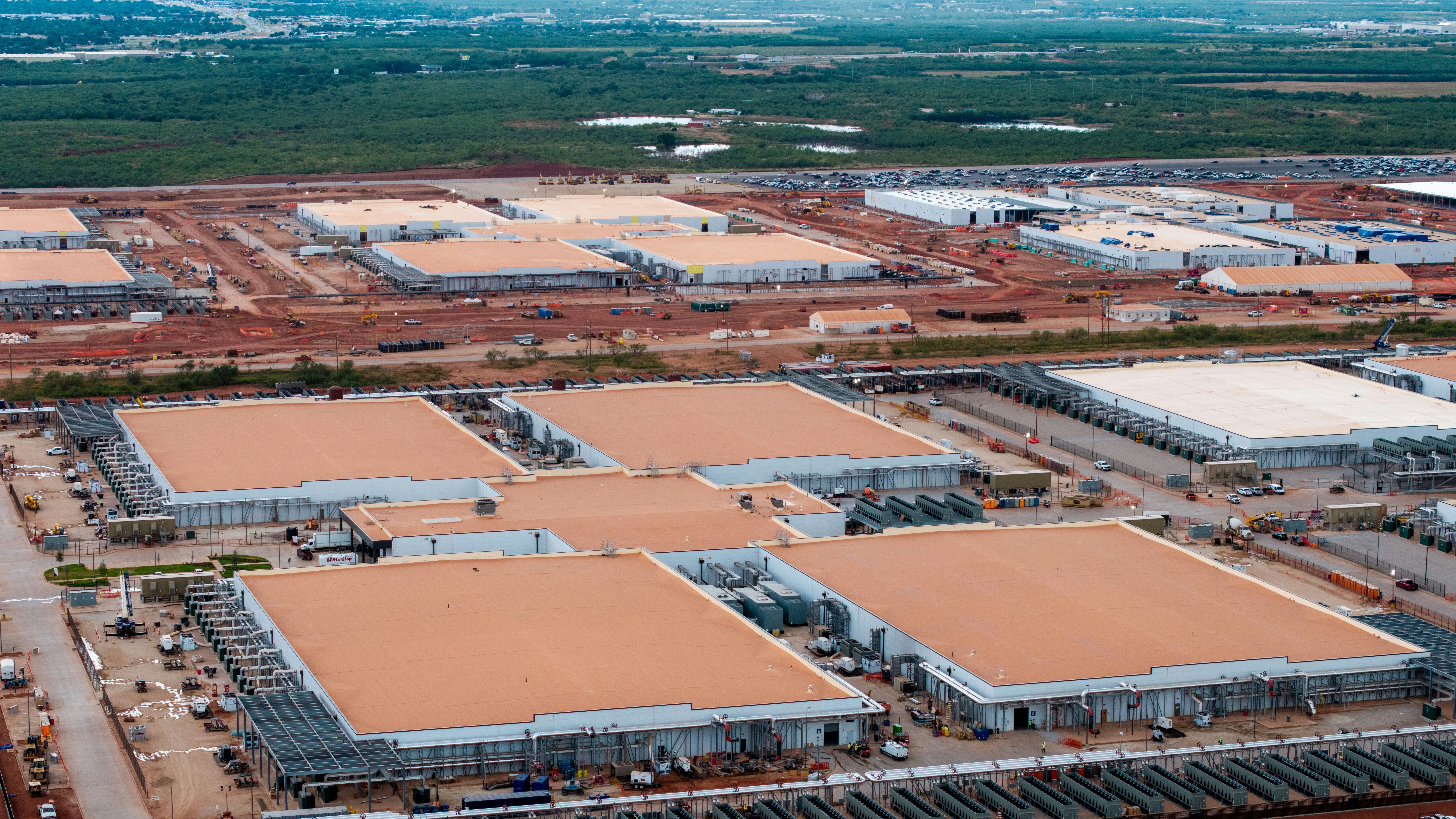 The Oracle data center for OpenAI in Abilene, Texas. Photo via Getty