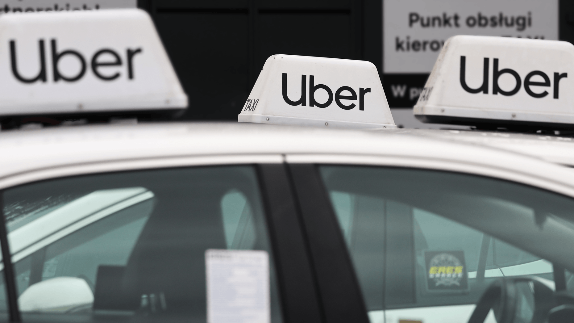 Uber Considers Deal for Parking App SpotHero