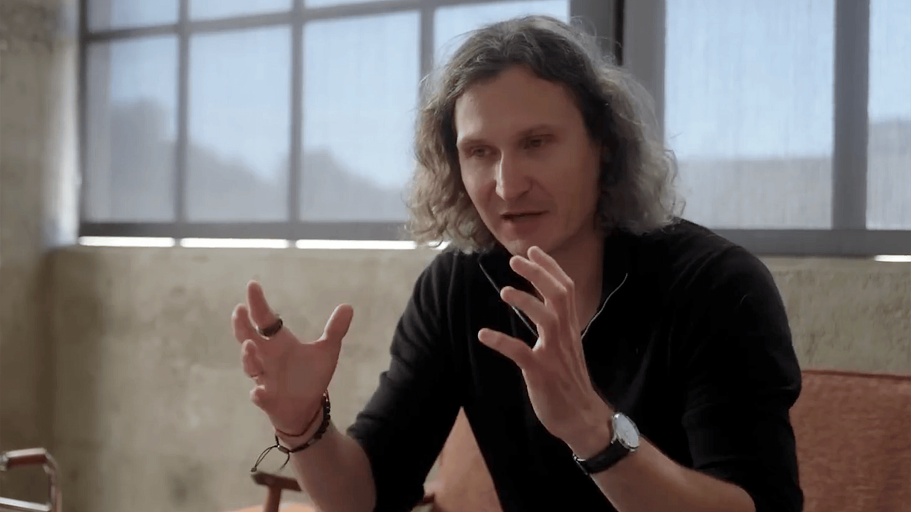 Ex-OpenAI Researcher’s Startup Targets Up to $1 Billion in Funding to Develop a New Type of AI