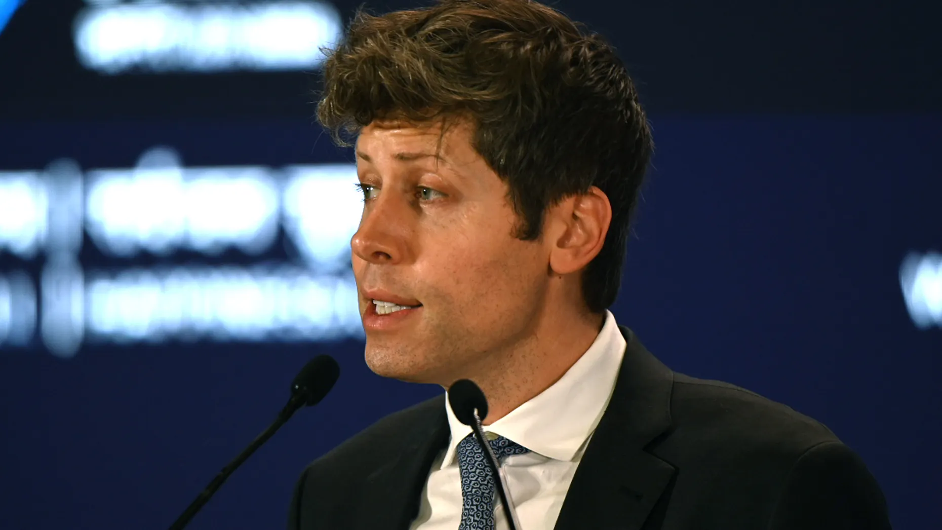 Software Quandary: Are OpenAI and Anthropic Frenemies or Foes?