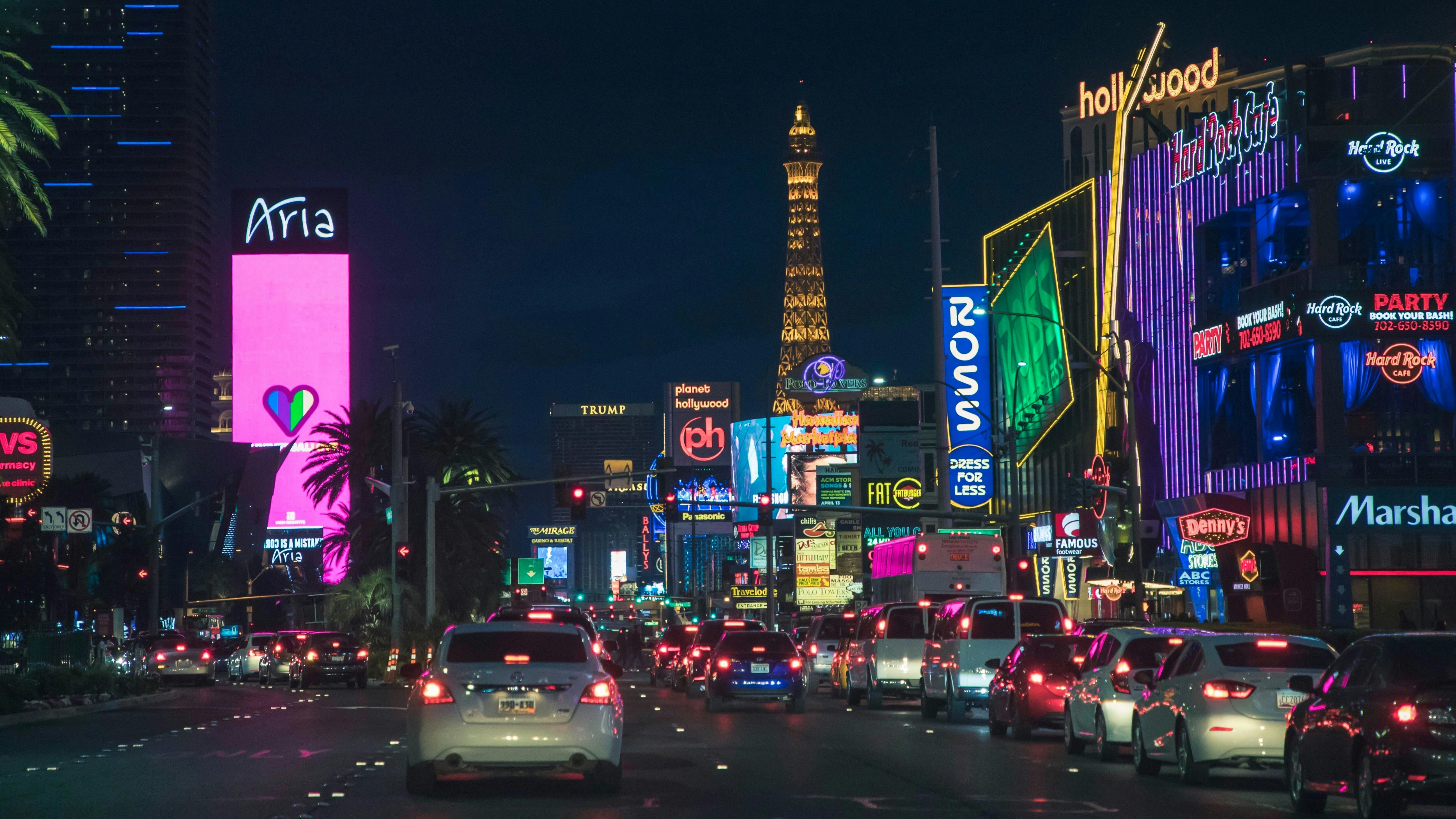 Bankers Ponder New Ways to Raise Data Center Money, Despite Risks