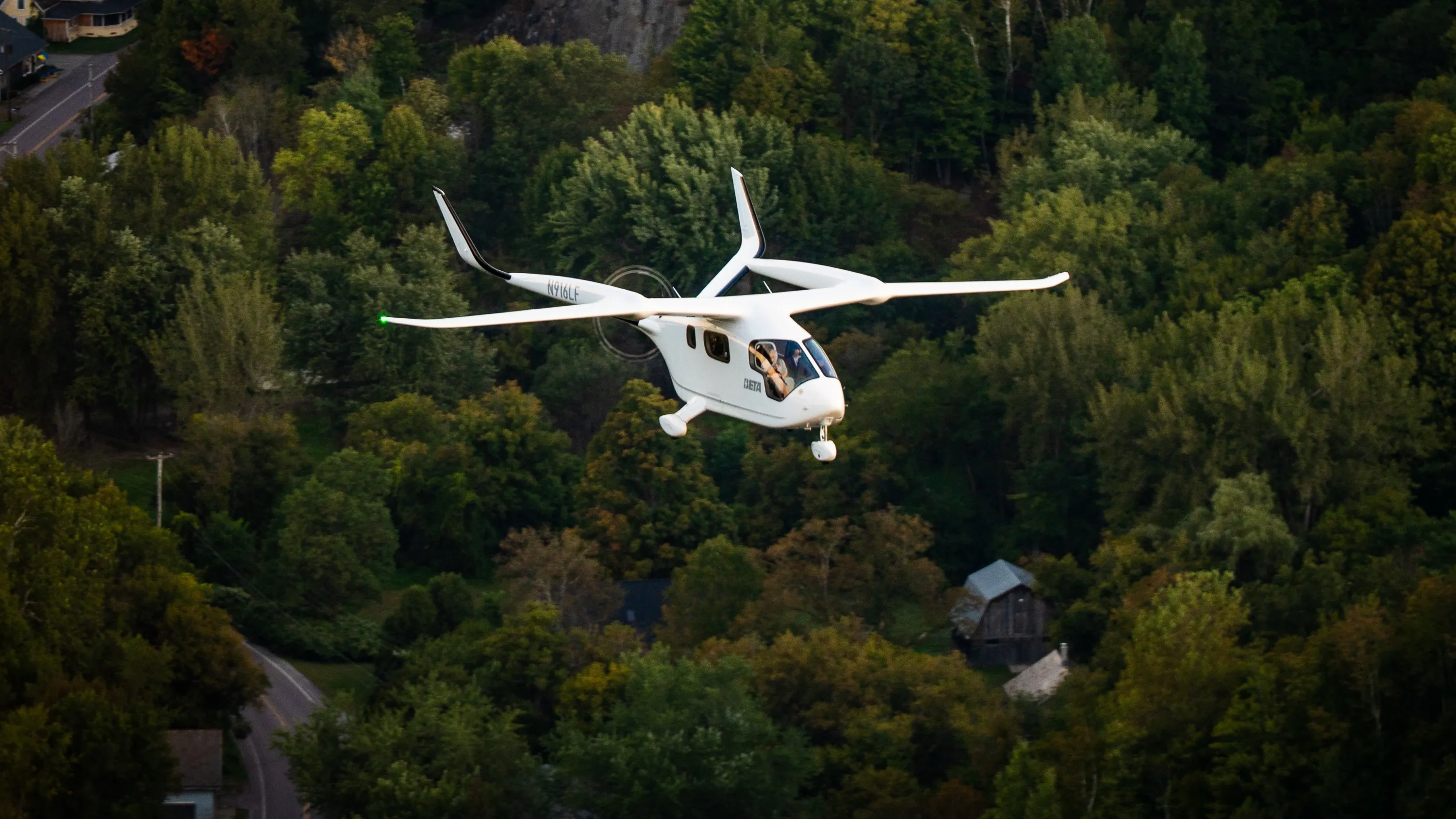 The Electric: Trump Administration Favors Conventional Electric Planes Over Jetson-Age Aircraft