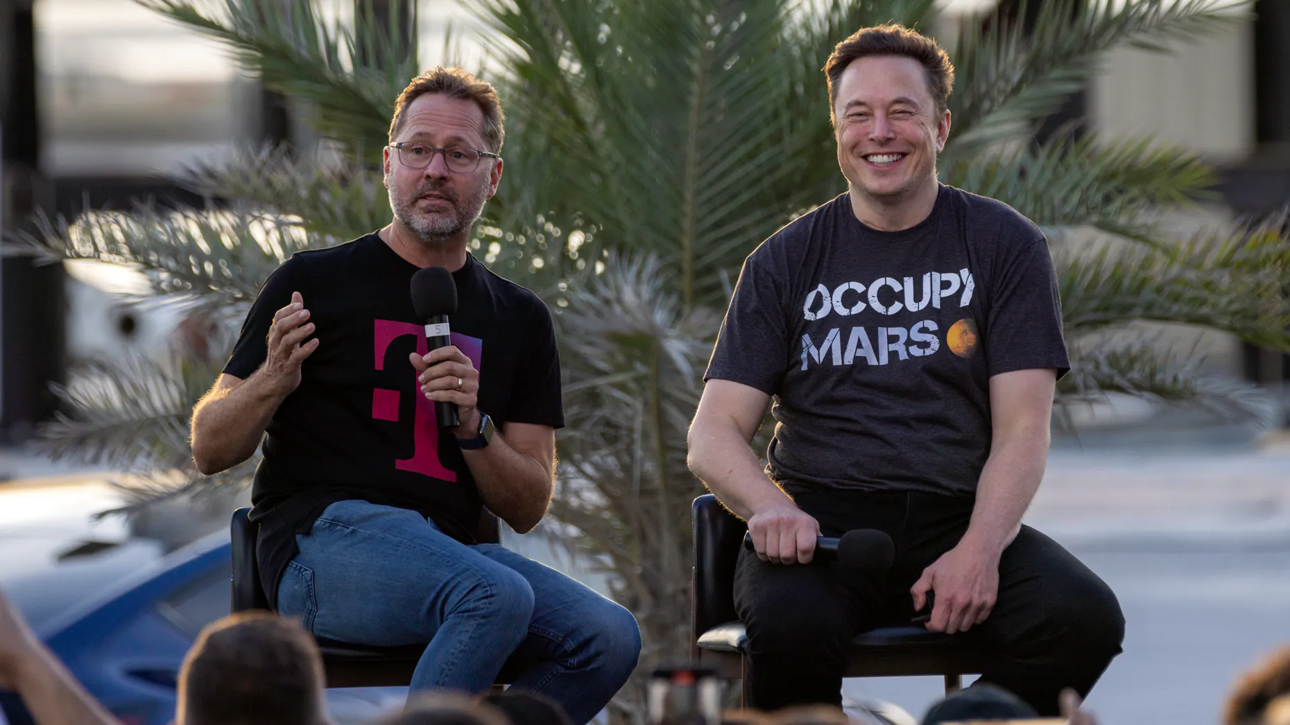 Why SpaceX Has an Uphill Battle Growing Starlink Mobile