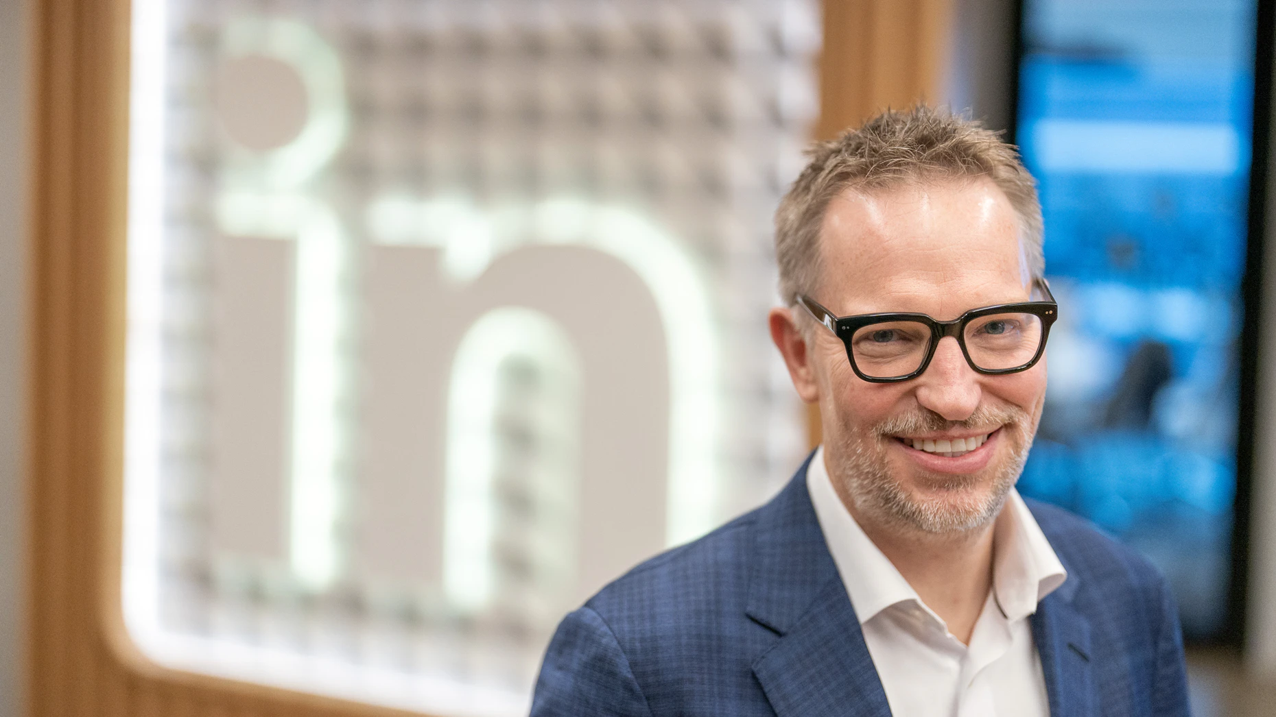 LinkedIn’s AI Agent Product Becomes a Surprise Bright Spot for Microsoft