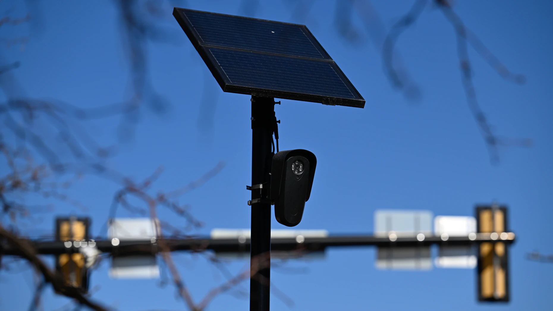 A Flock Safety license plate reader in Boulder, Colo. Photo by Getty.