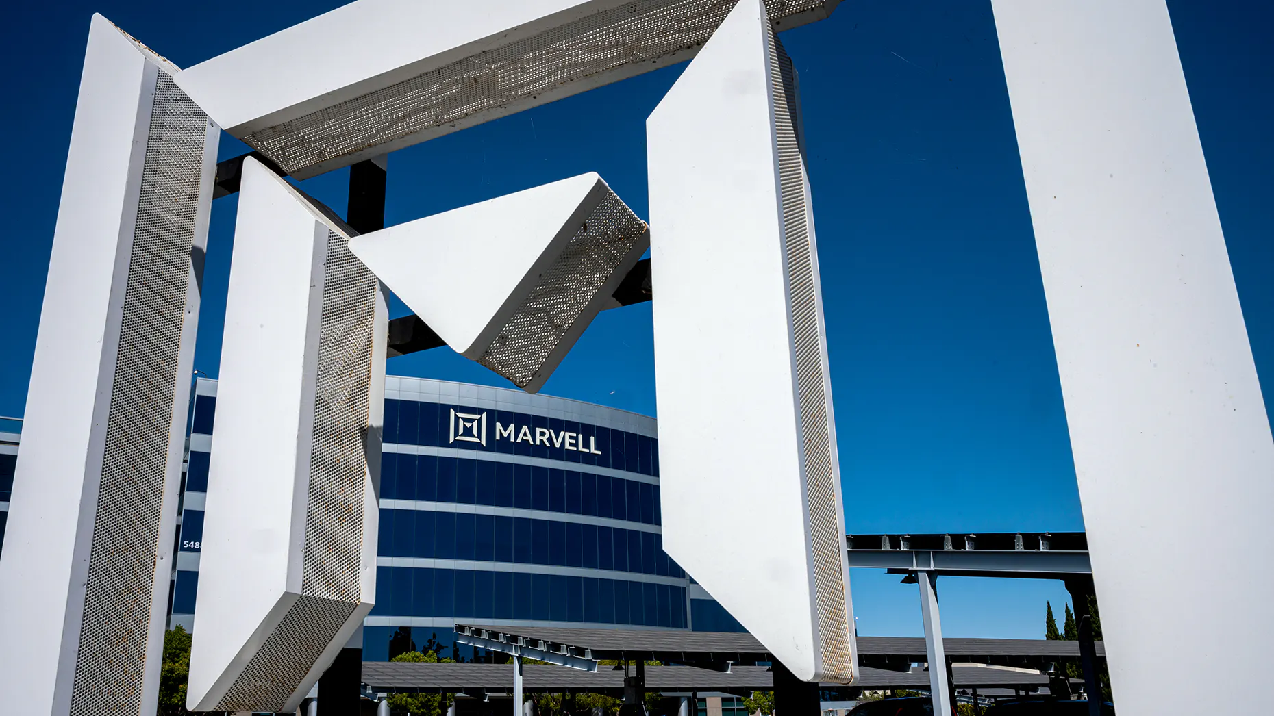 Google in Talks With Marvell to Build New AI Chips for Inference