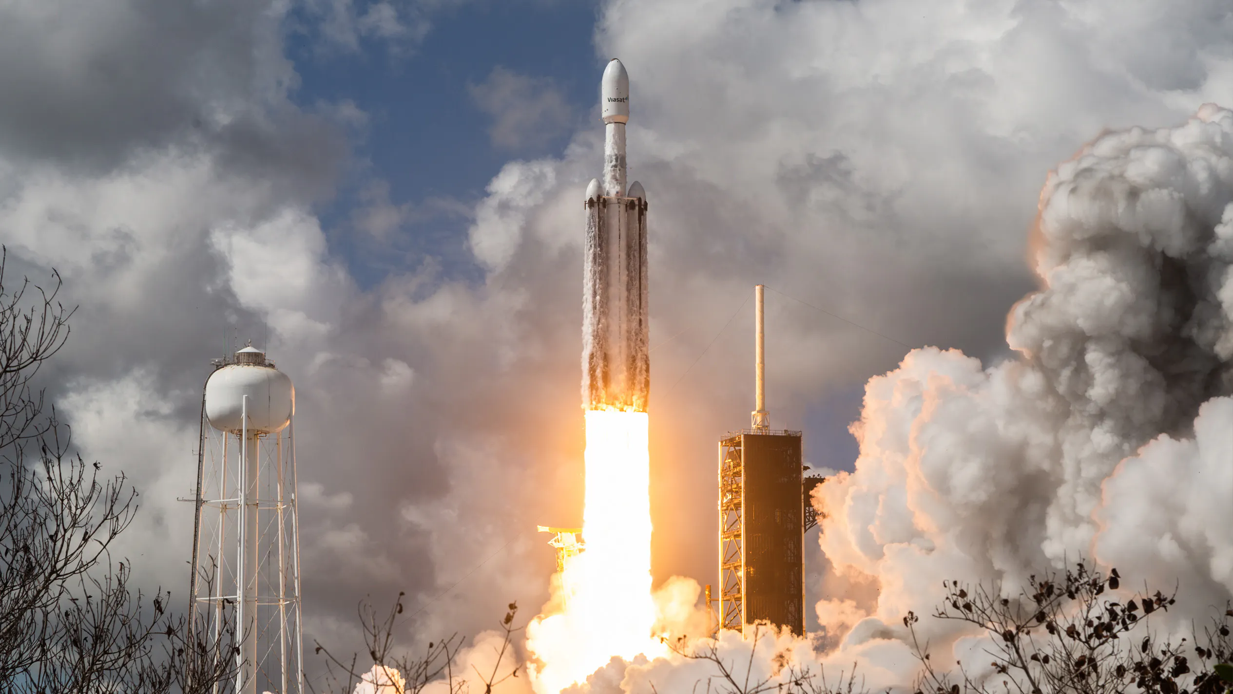SpaceX IPO Could Return More Than $60 Billion Each for Founders Fund, Valor