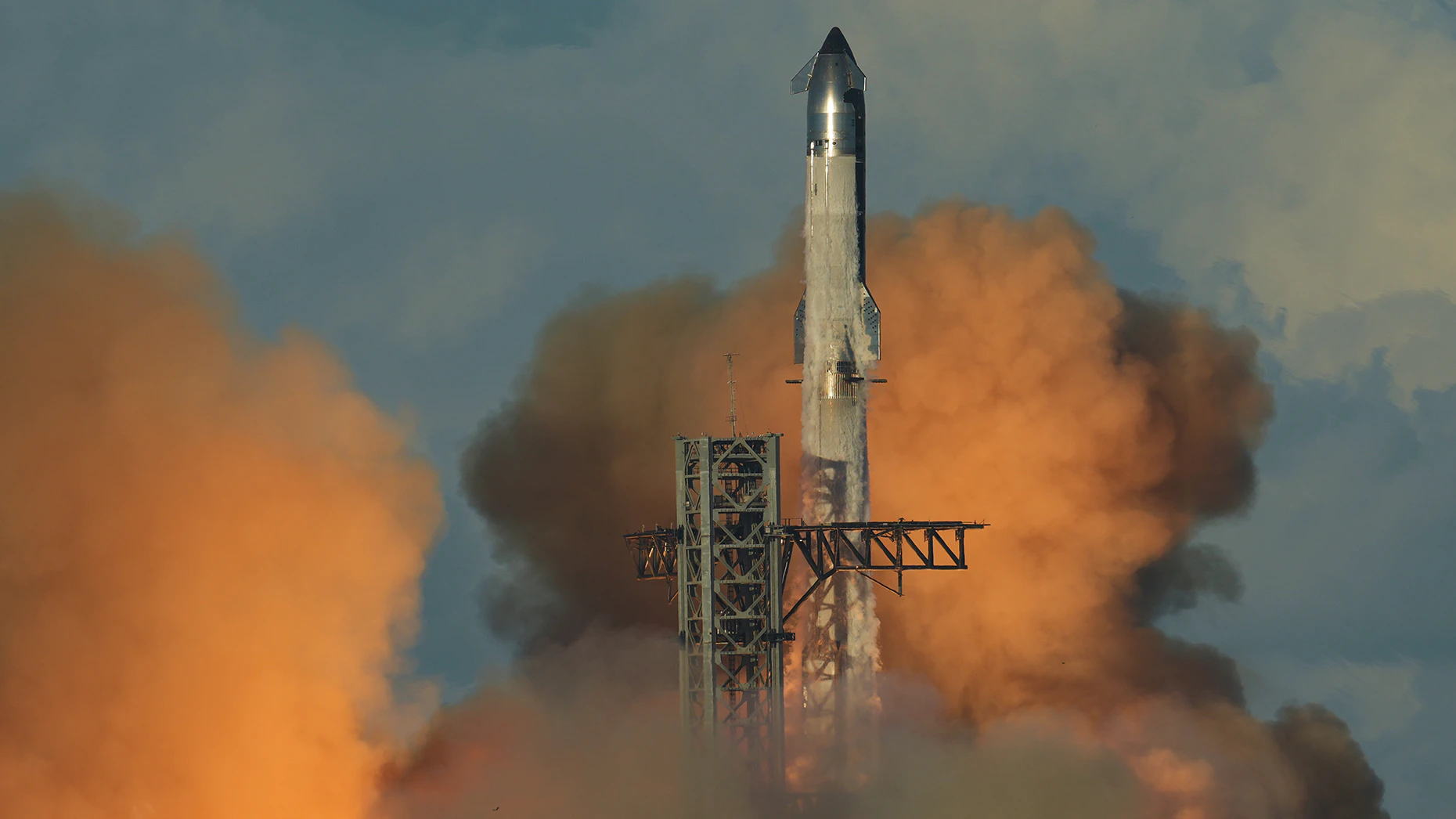 SpaceX's rocket Starship makes a test flight last October. Photo by AP Photo/Eric Gay.