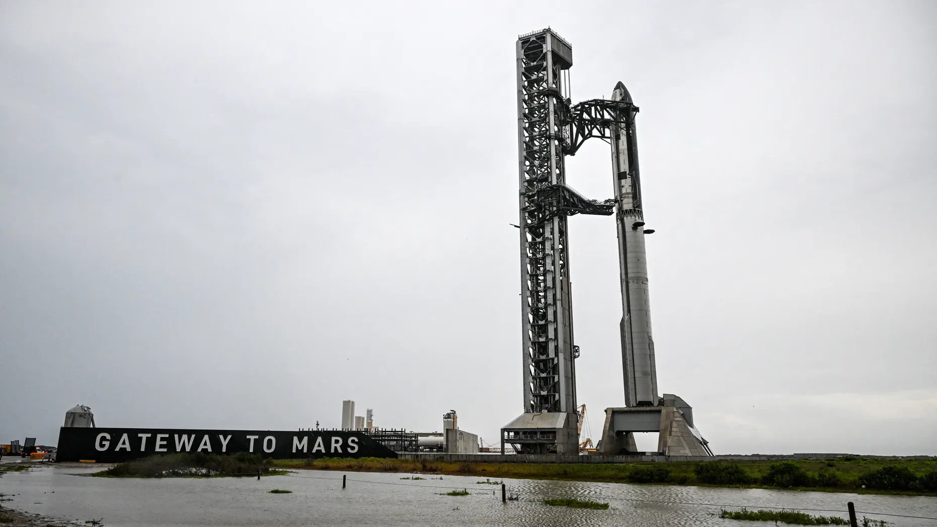 Why SpaceX is Worth $700 Billion, Not $1.75 Trillion