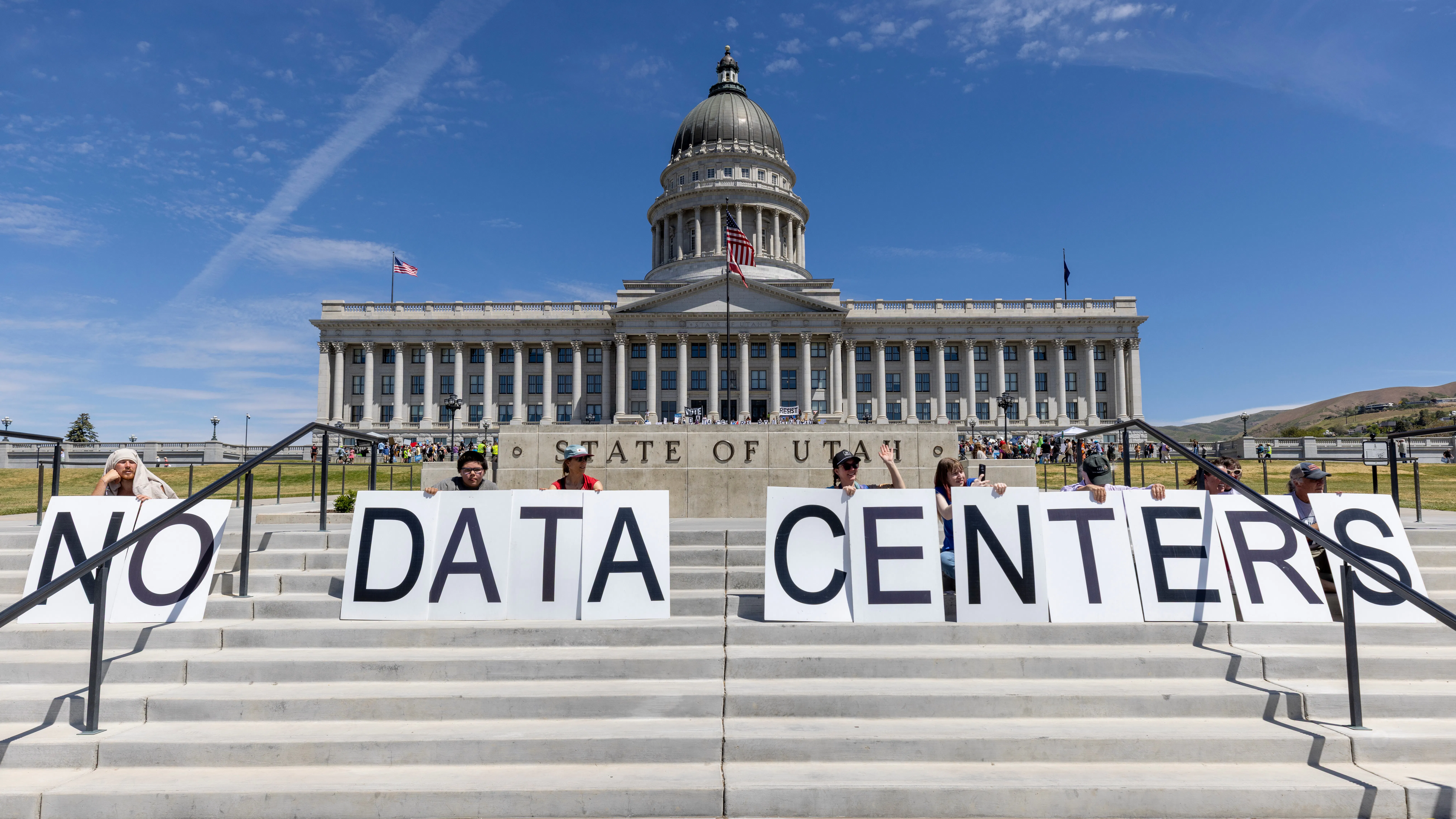 Debunking the Myths That AI Data Center Critics Believe