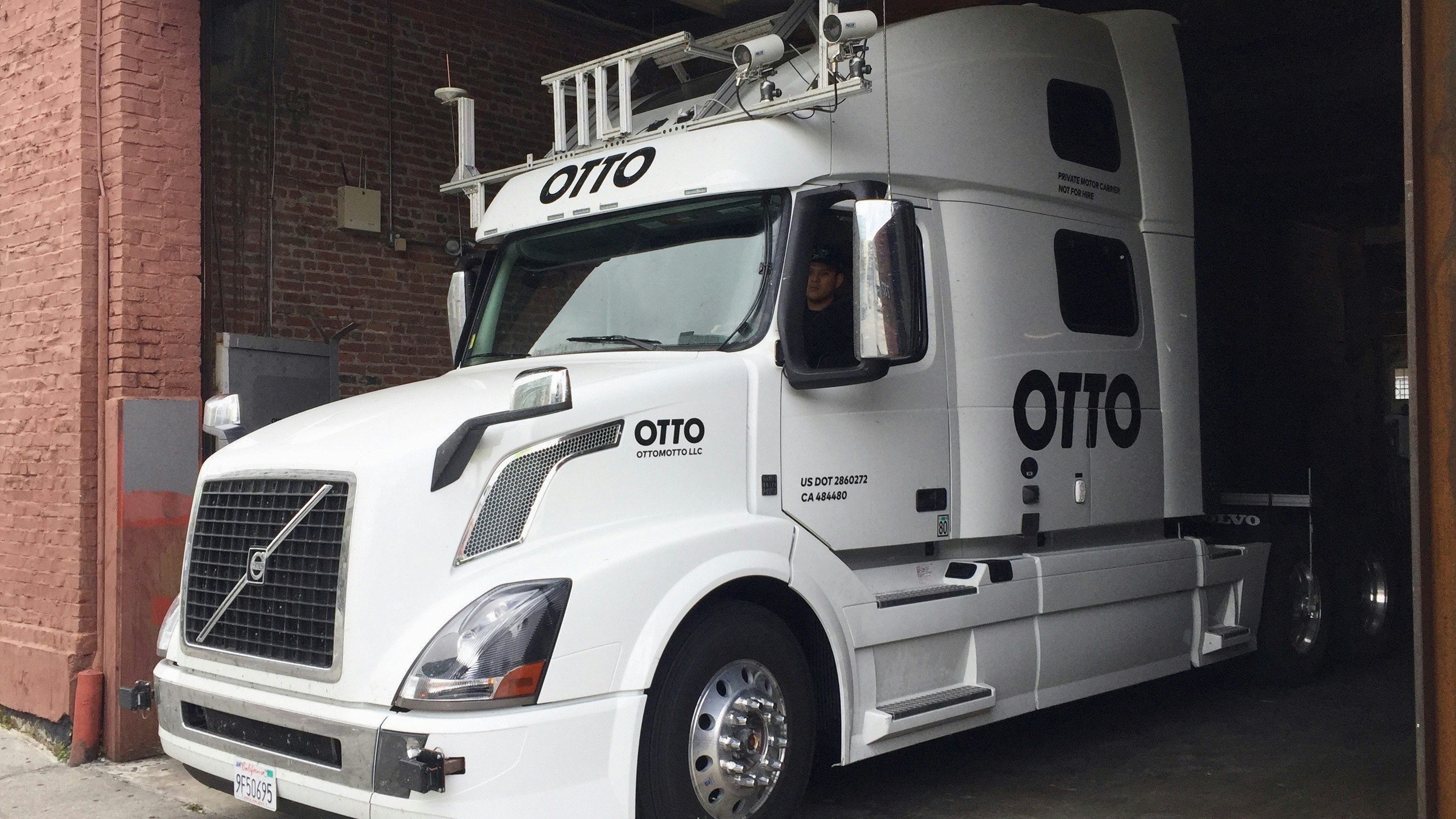 An Otto truck coming out of Otto's headquarters in San Francisco. Photo by Flickr/Steve Jurvetson.