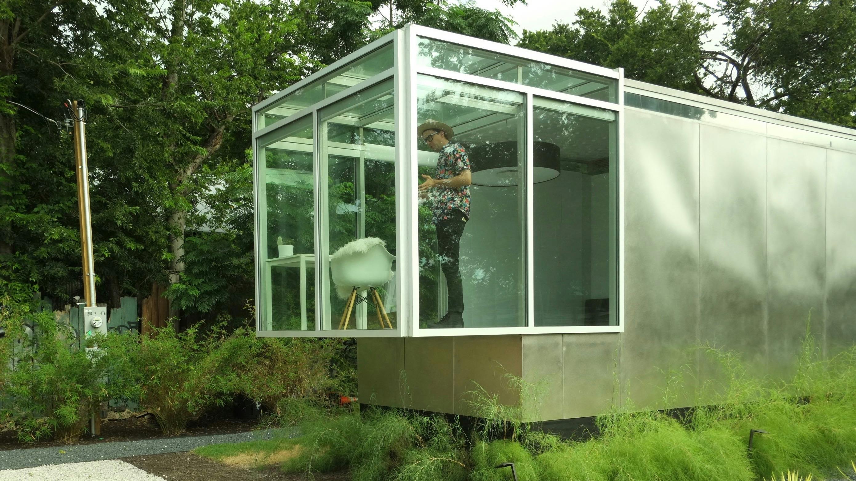 Airbnb, Alphabet Eye Homebuilding 