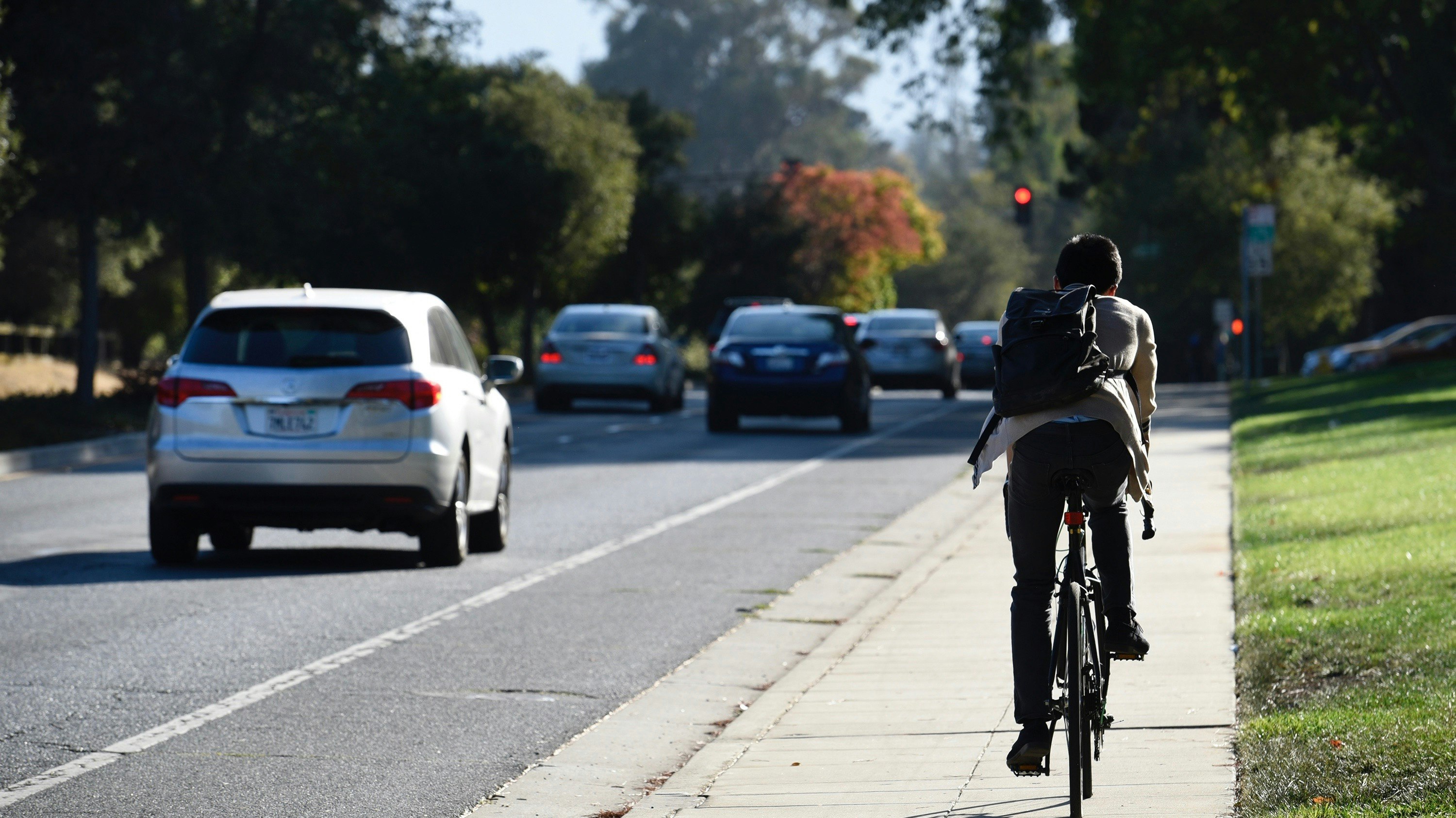 Sand Hill Road in Menlo Park. Photo by Bloomberg.