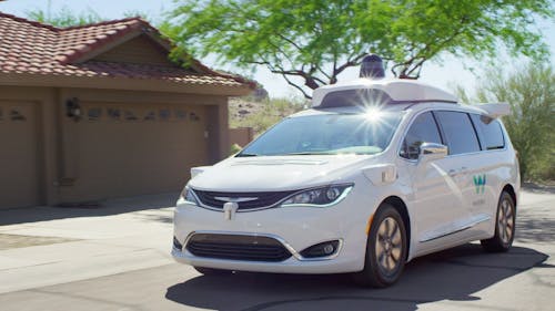 A Chrysler Pacifica outfitted with Waymo self-driving technology in the Phoenix area. Photo: Waymo.