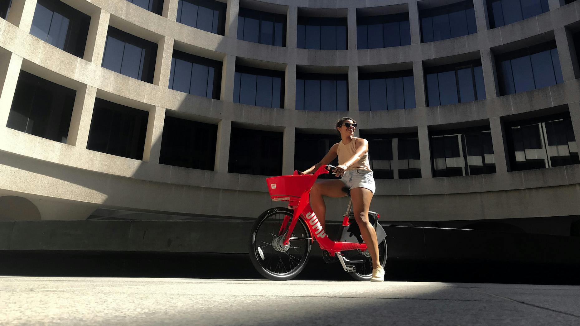 Bike-Sharing Startups Explore Going Electric