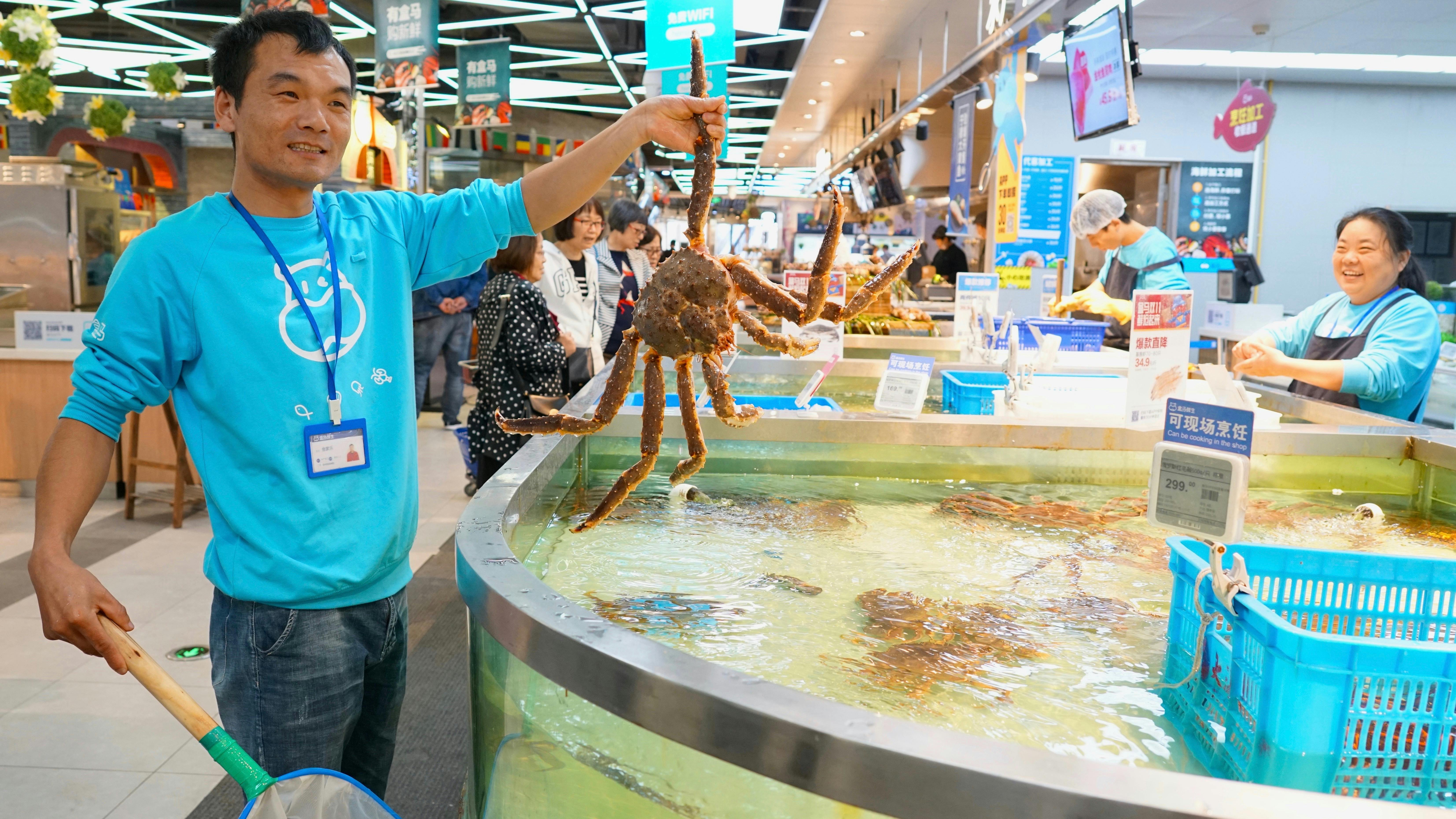 Inside Alibaba’s Big Bet on Offline Retail