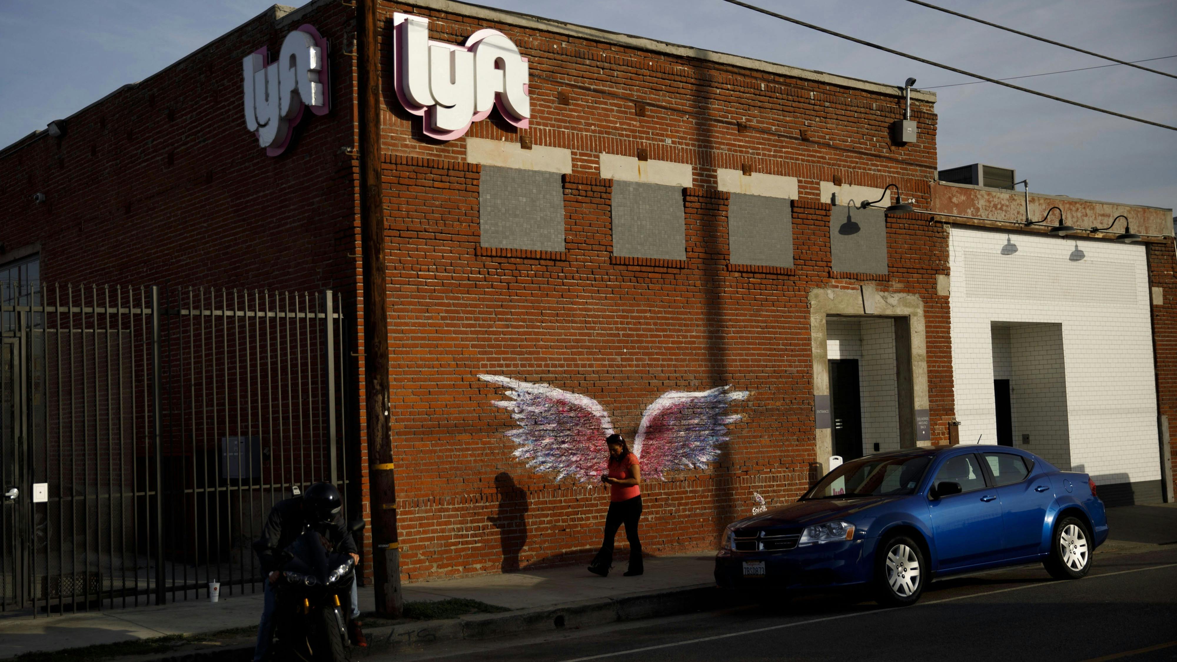 Lyft Cut Losses on Sharply Higher Revenue in First Half