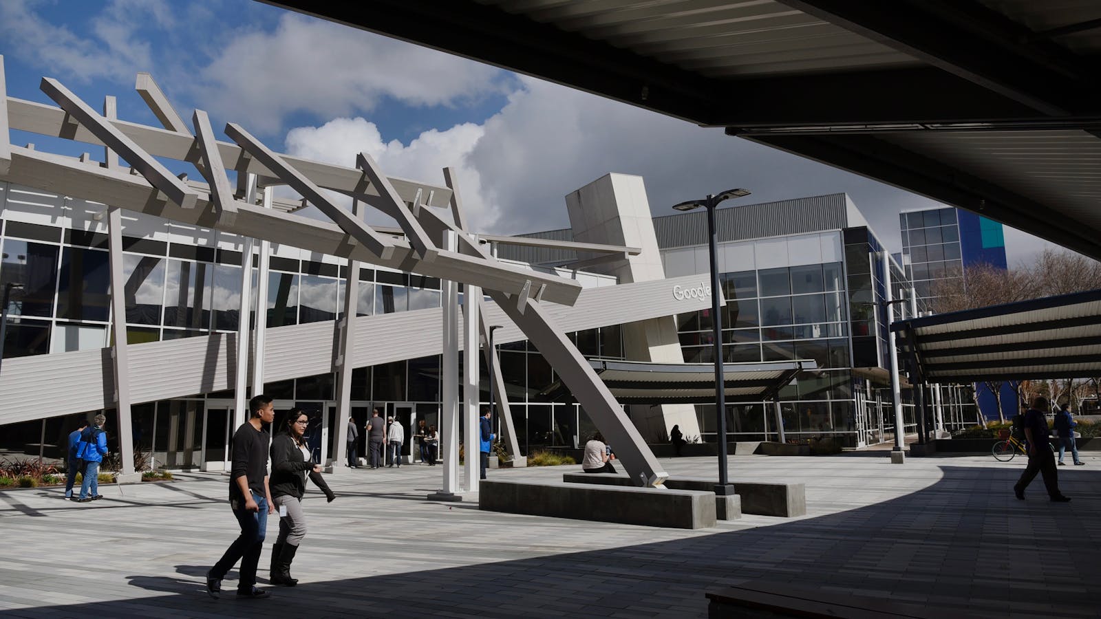 Google's Mountain View campus. Photo by Bloomberg.