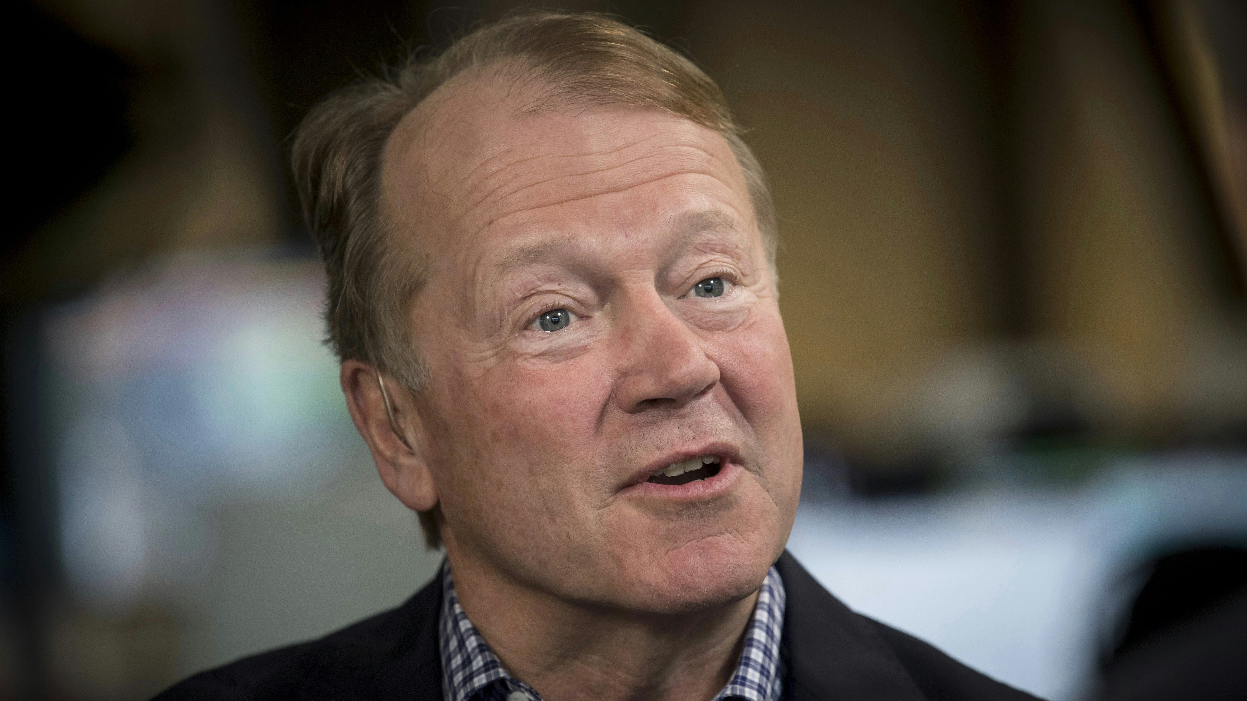 How John Chambers Looks at Deals — The Information