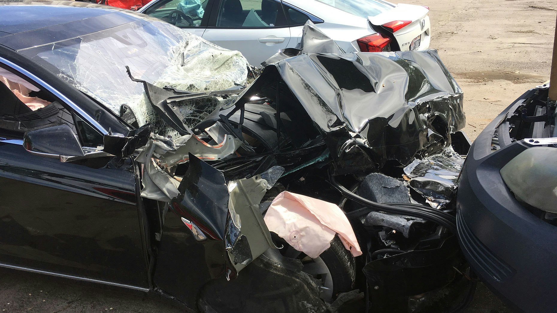 Heather Lommatzsch’s Tesla Model S after crashing into the back of a fire truck in South Jordan, Utah, in May. Photo: South Jordan Police Department
