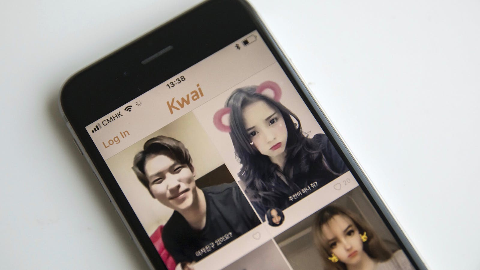Kuaishou's app on a smartphone. Photo by Bloomberg