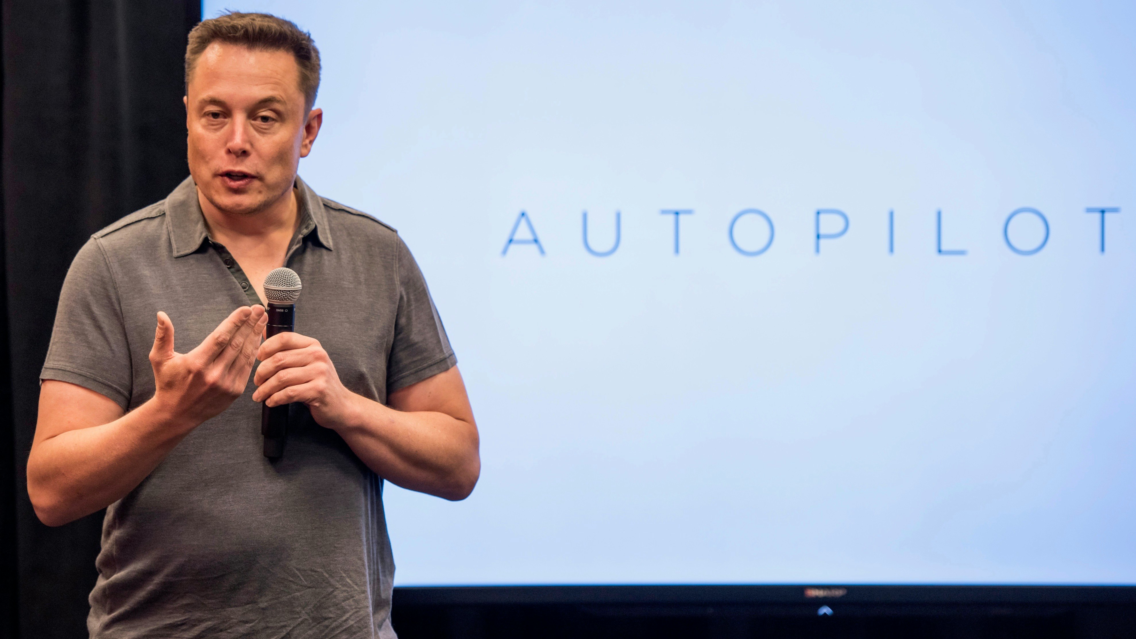 Elon Musk at a 2015 event. Photo by Bloomberg