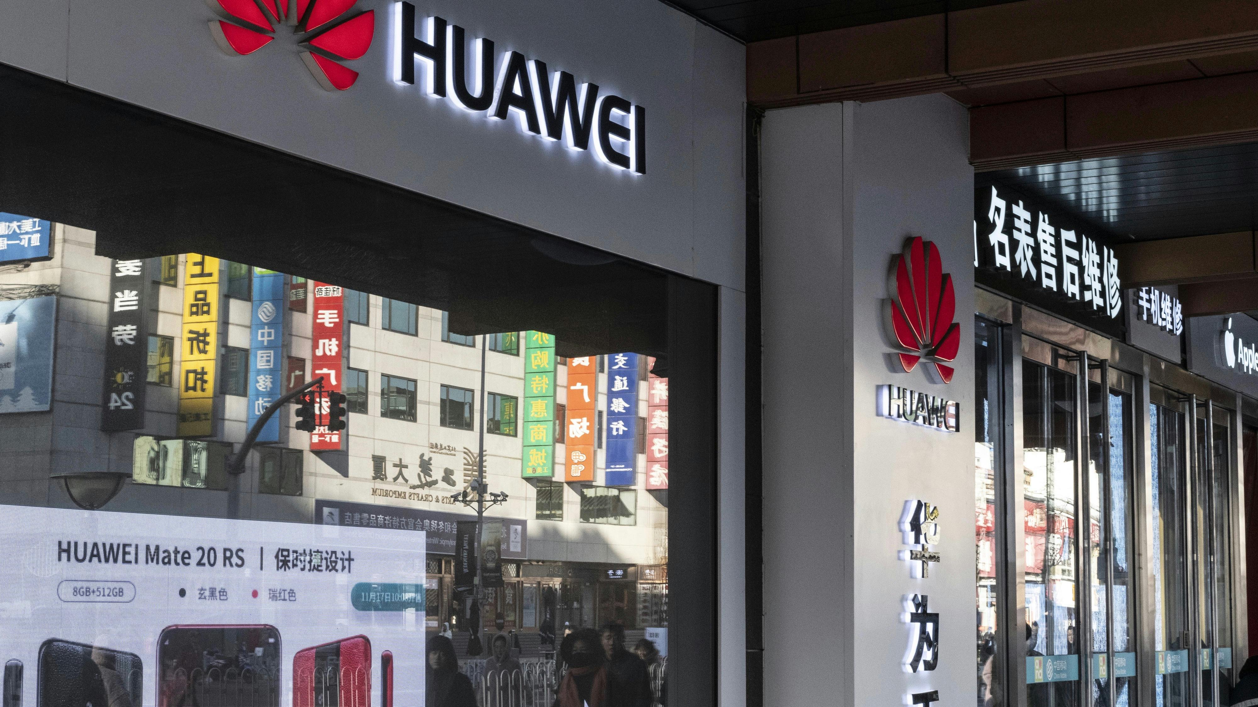Huawei’s Deep Ties to U.S. Researchers Face Backlash