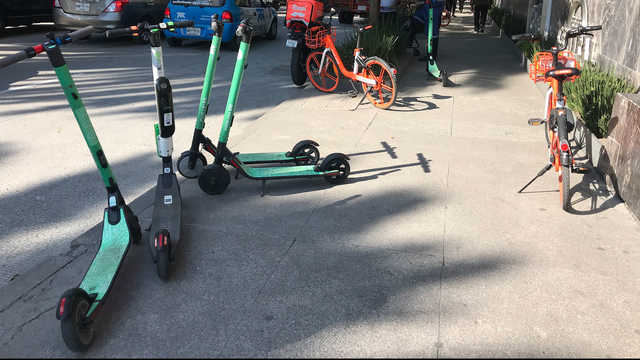Scooters belonging to Mexico's Grin. Photo: Carlos Felipe Pardo/Flickr